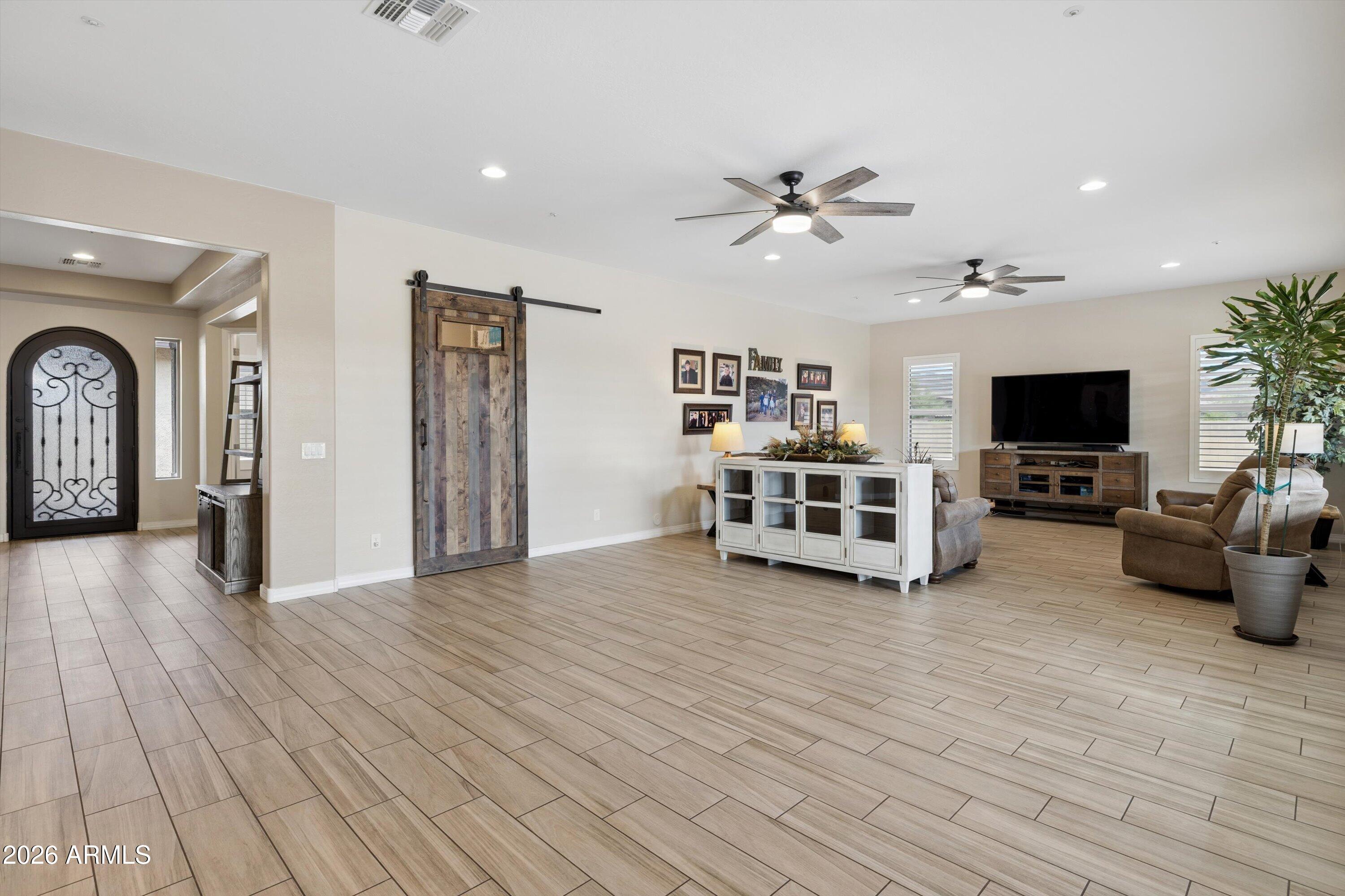 7551 W SAGUARO PARK Lane