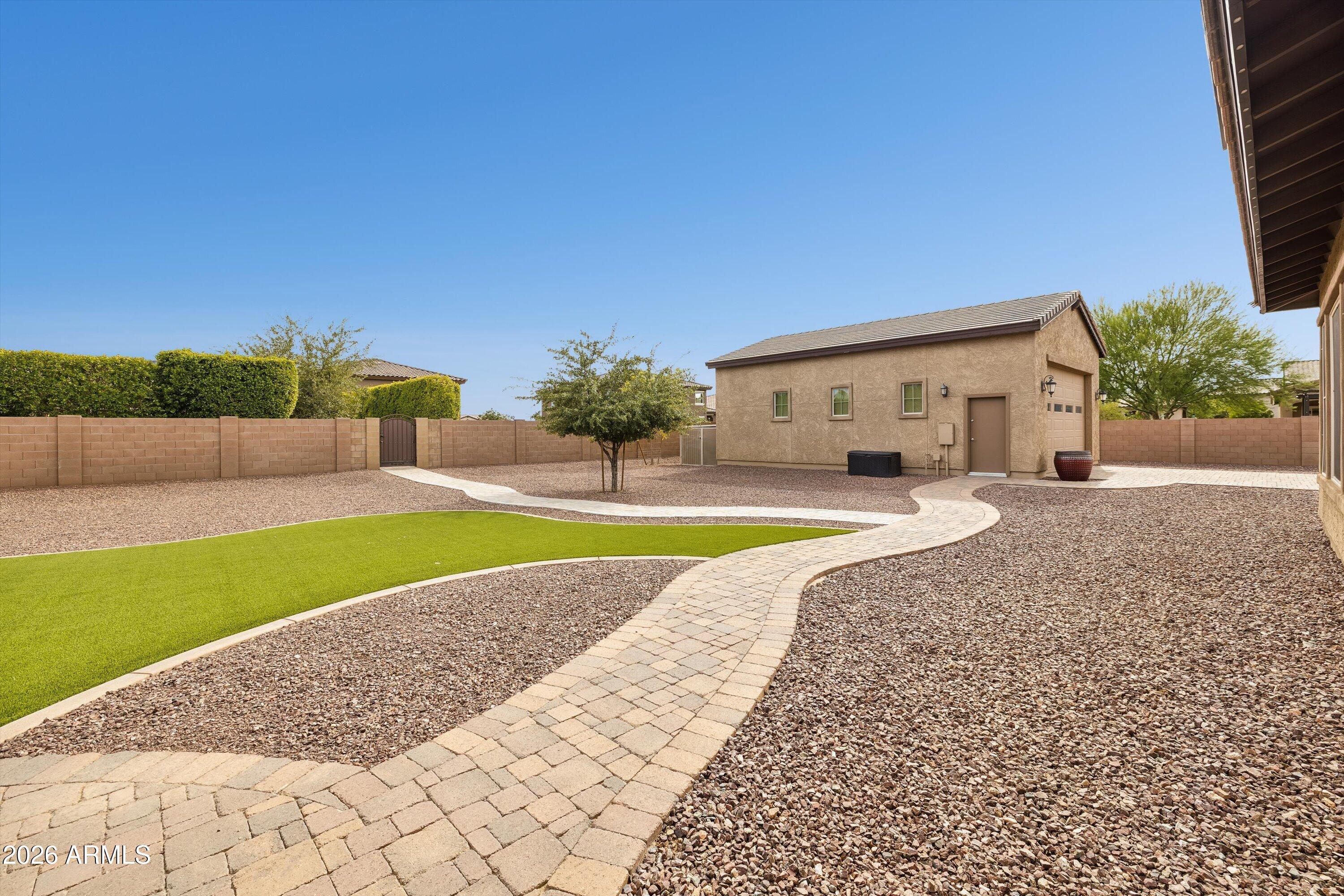 7551 W SAGUARO PARK Lane