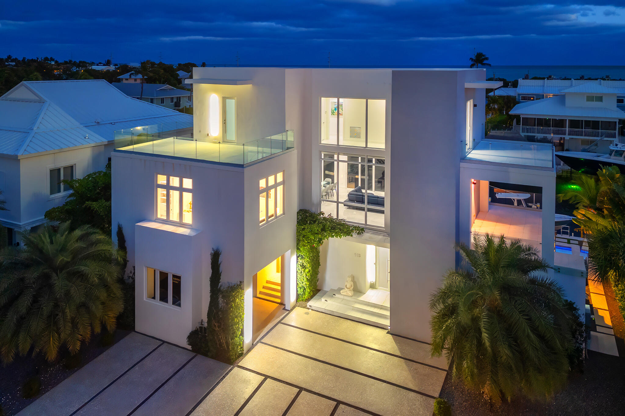 113 Court Contessa