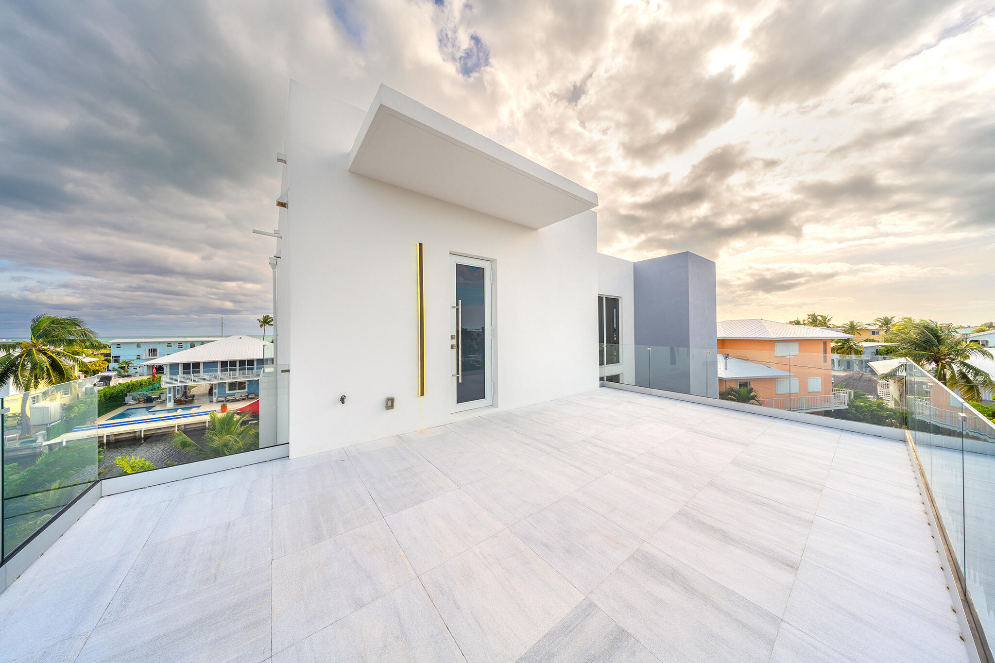 113 Court Contessa
