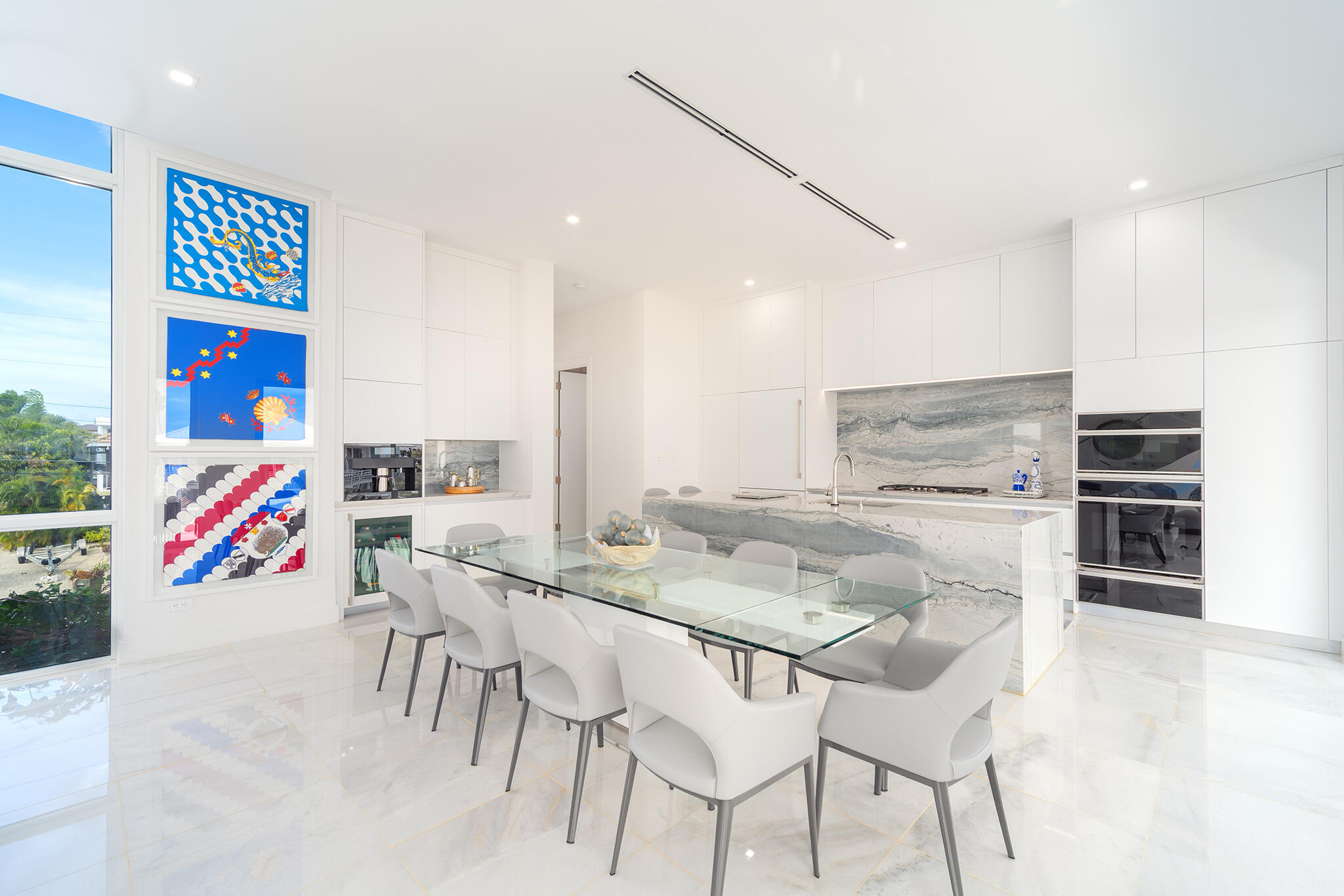 113 Court Contessa