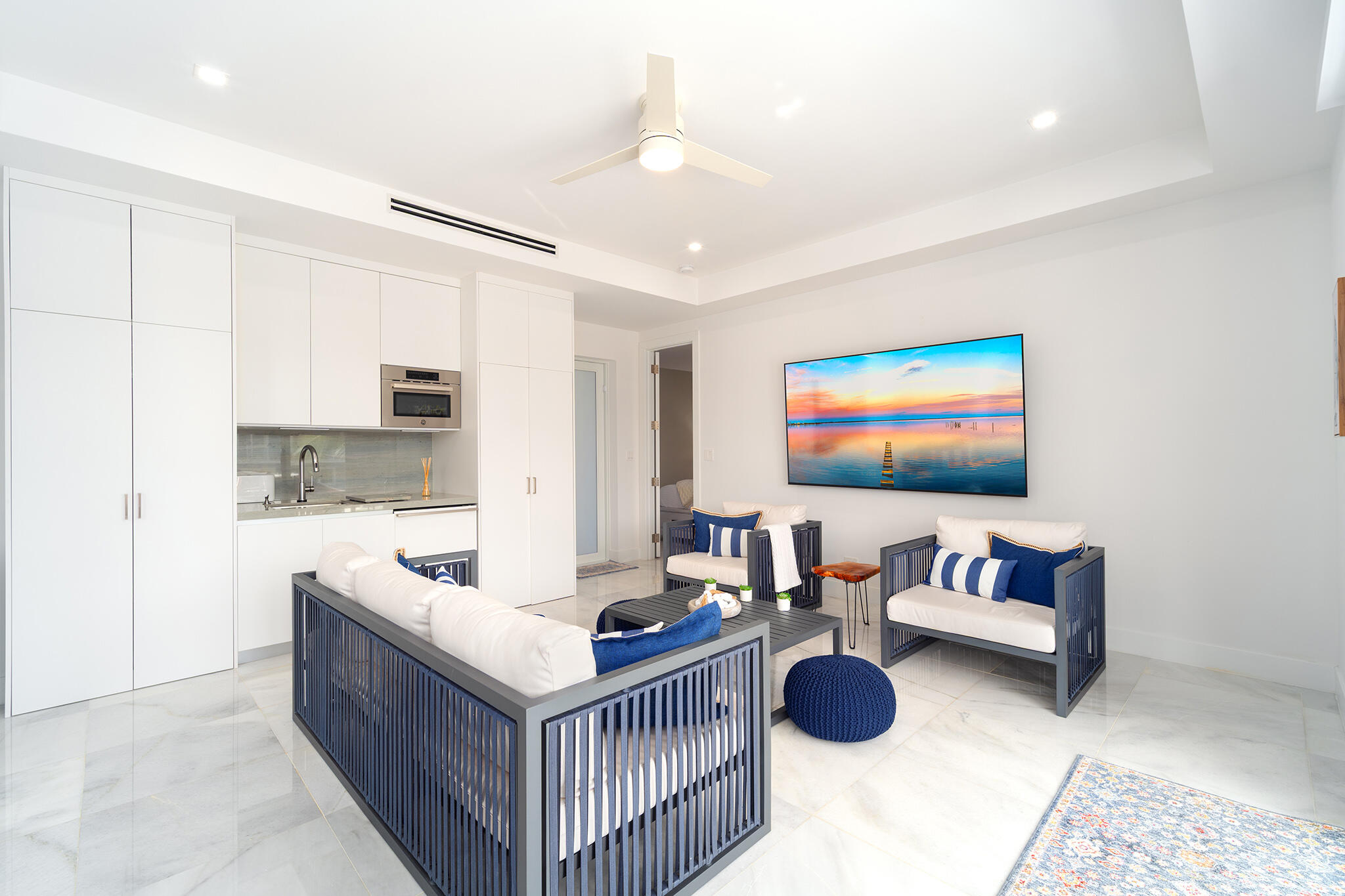 113 Court Contessa