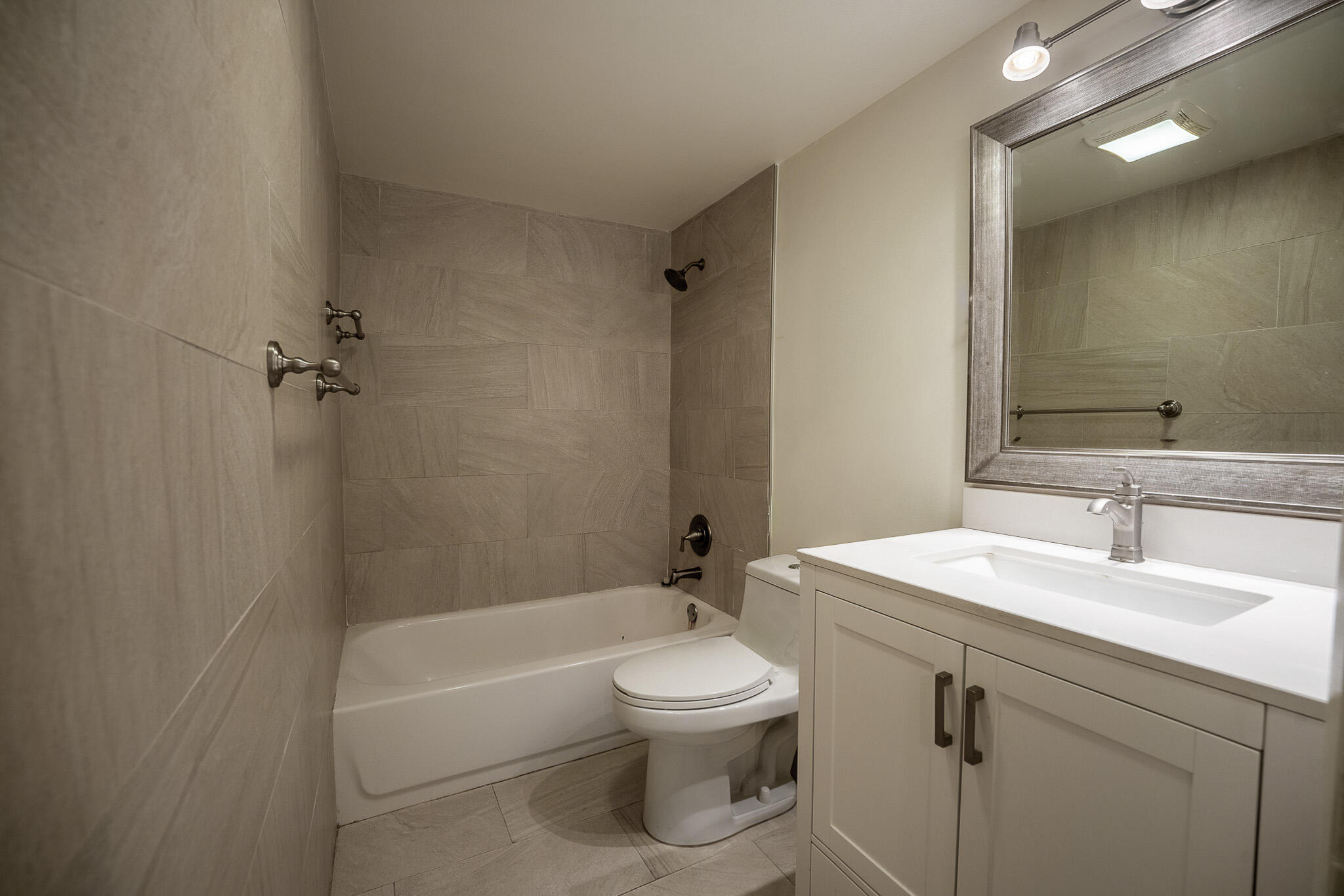 1129 Pebble Beach Lane Unit: 11