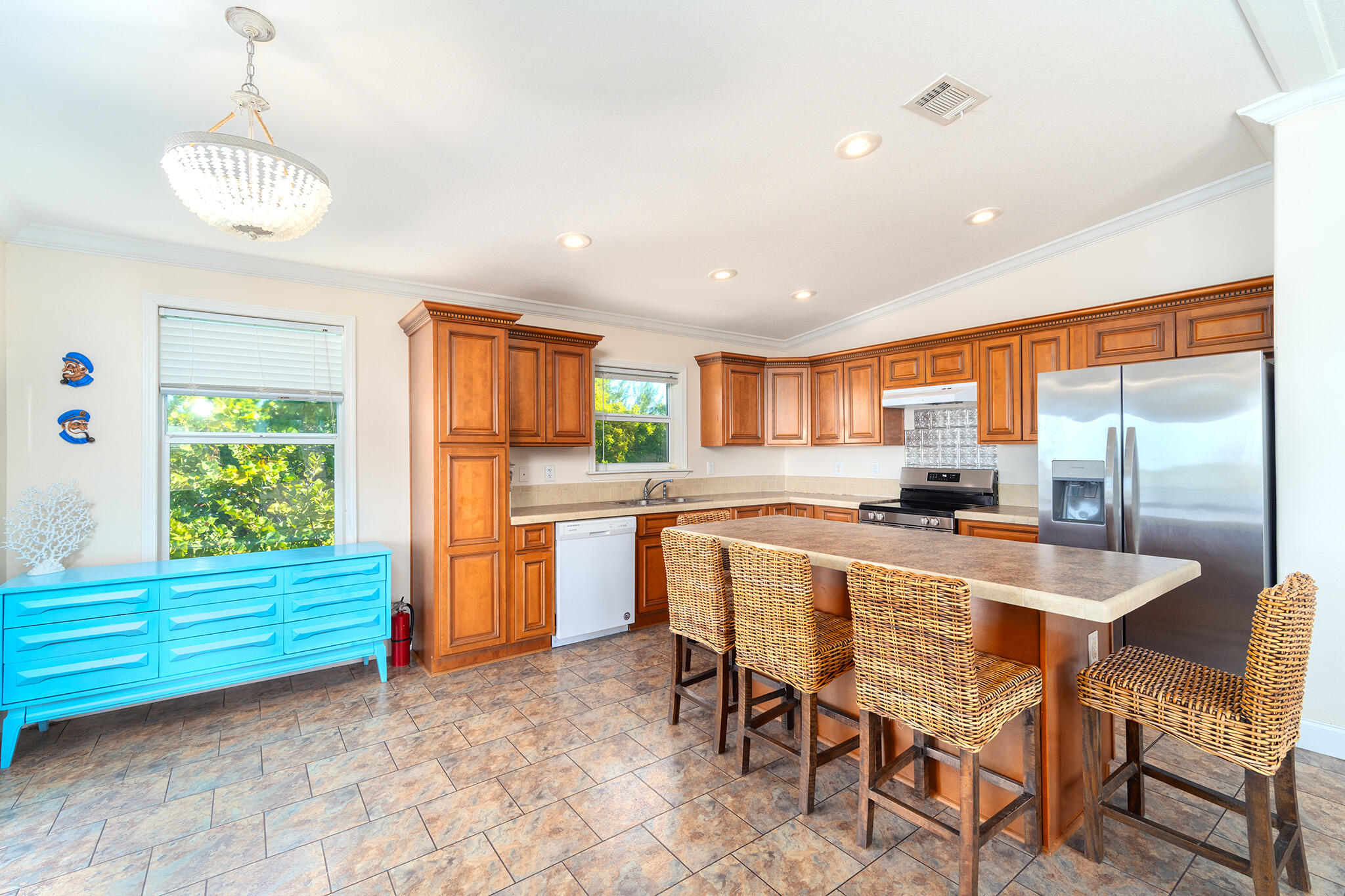 1370 Long Beach Drive