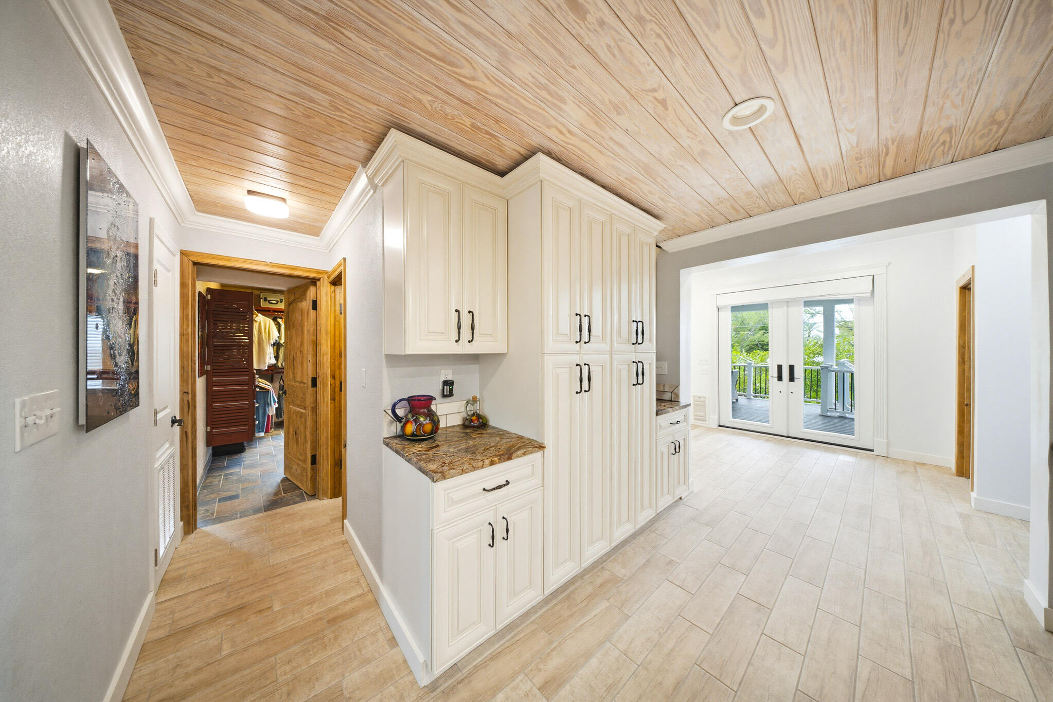 16941 Driftwood Lane
