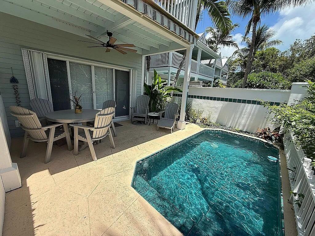 5113 Sunset Village Drive