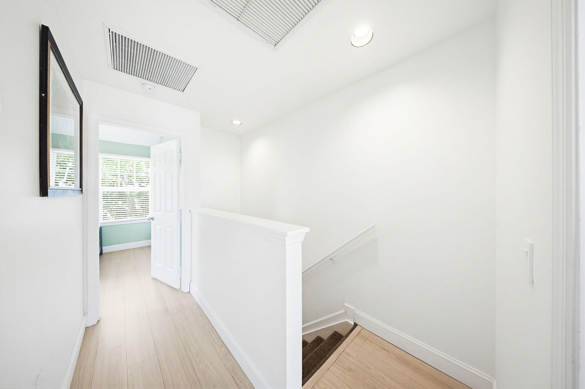 7041 Harbor Village Drive