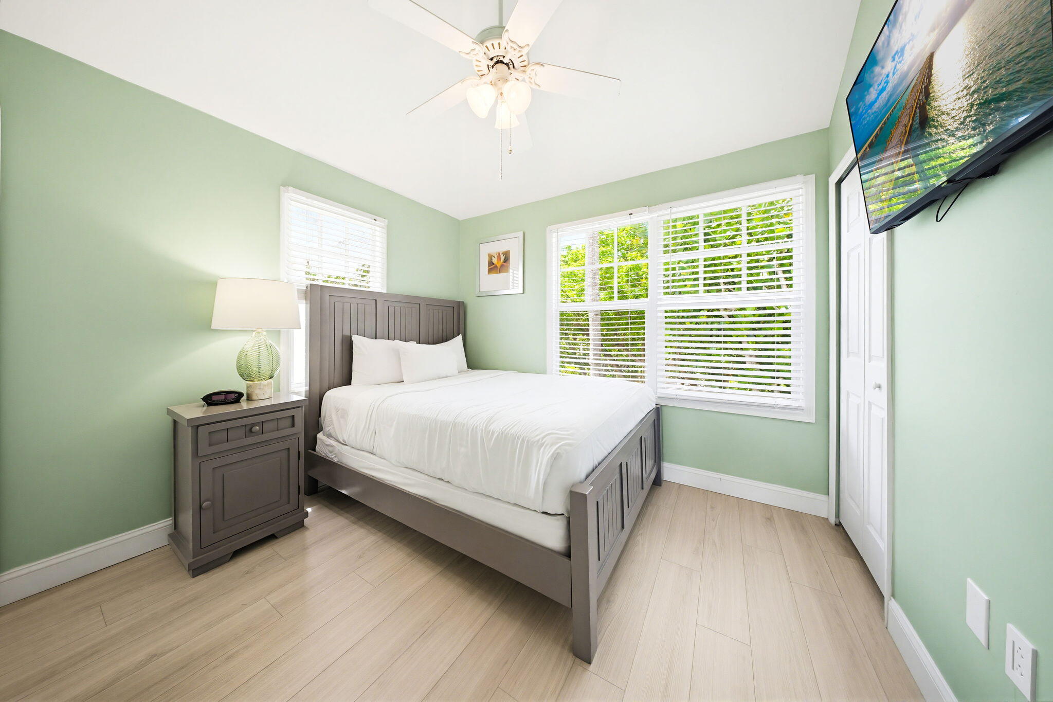 7041 Harbor Village Drive