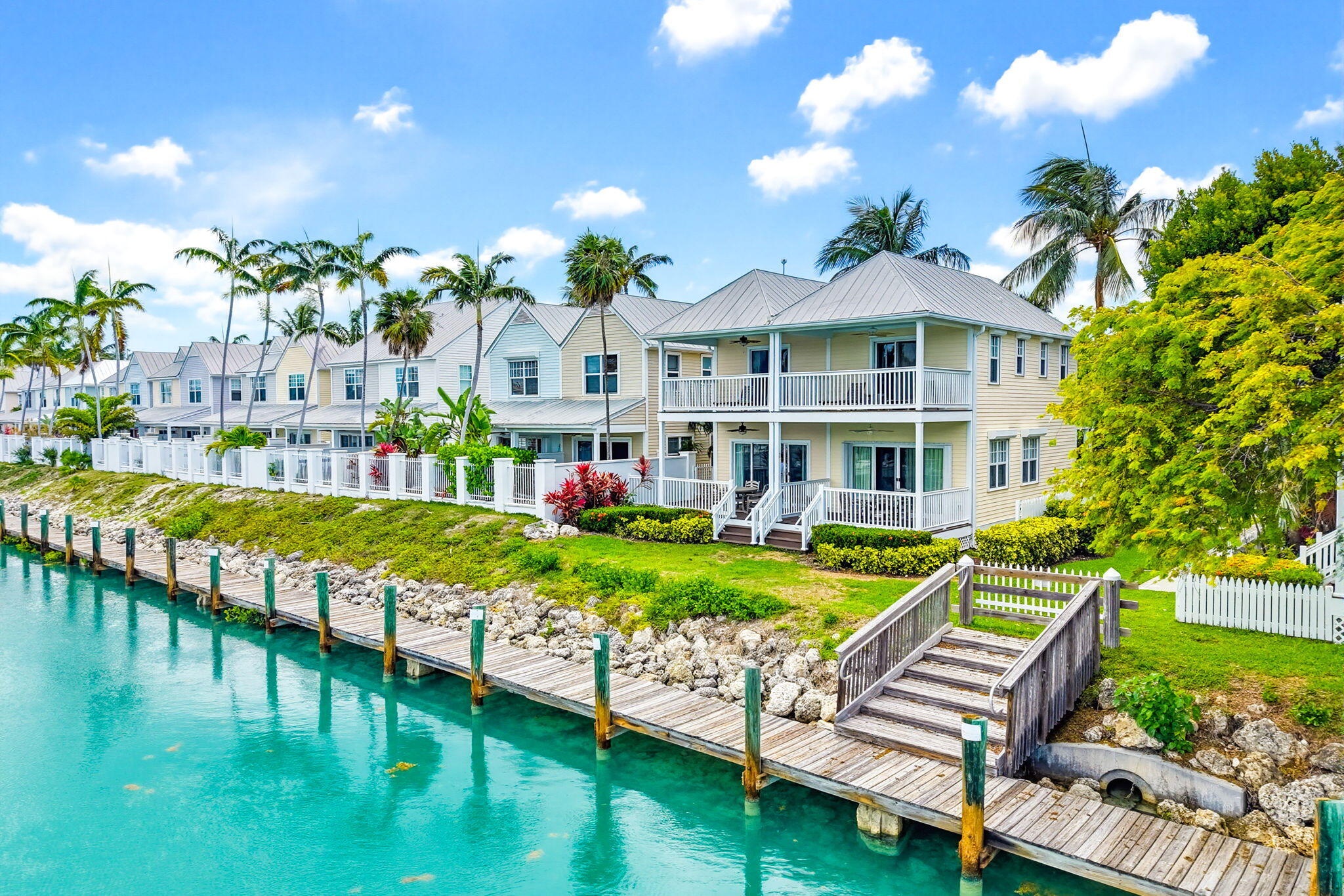 7041 Harbor Village Drive