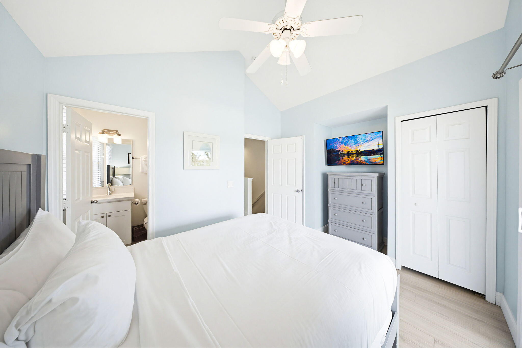 7041 Harbor Village Drive