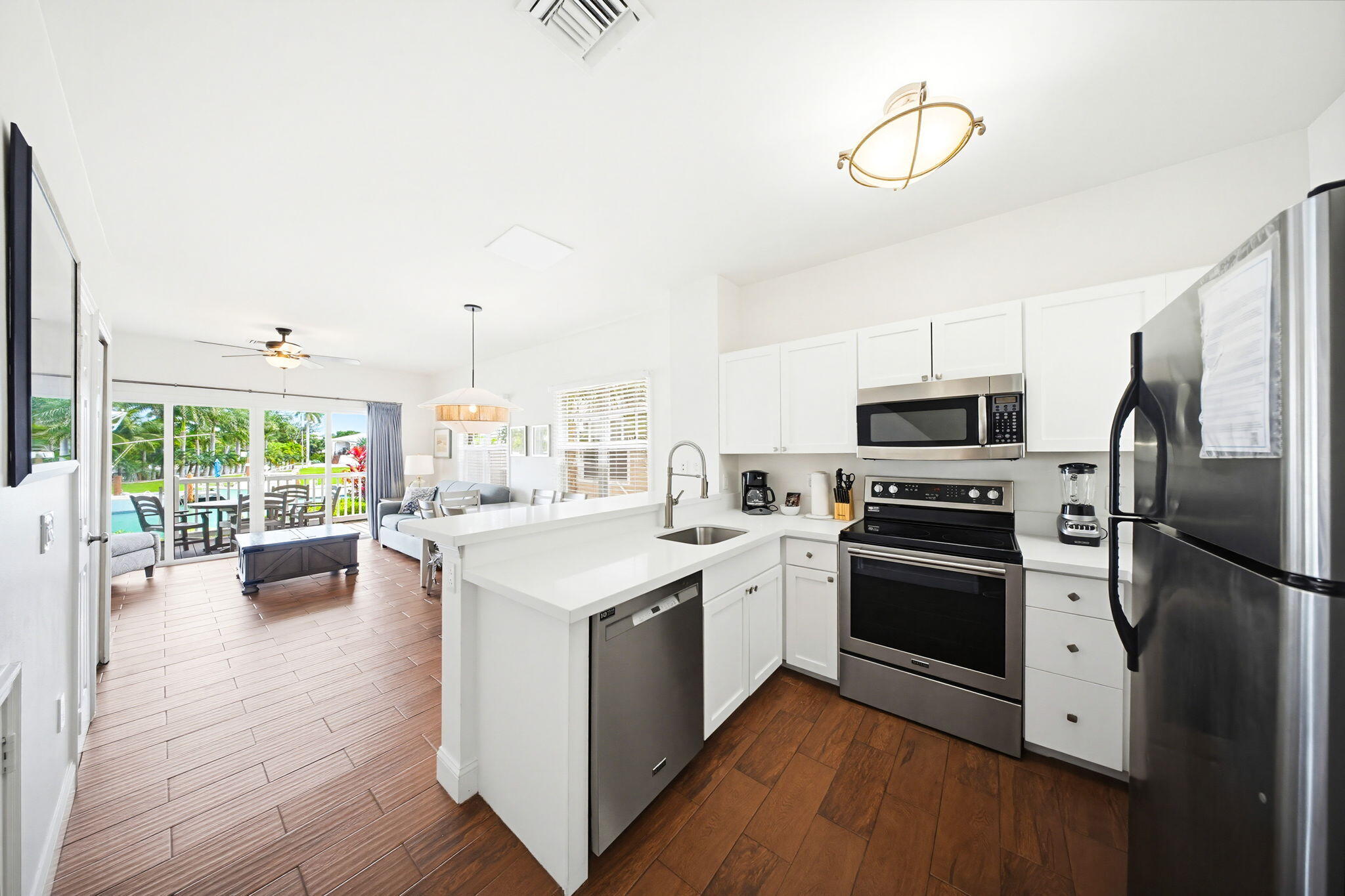 7041 Harbor Village Drive