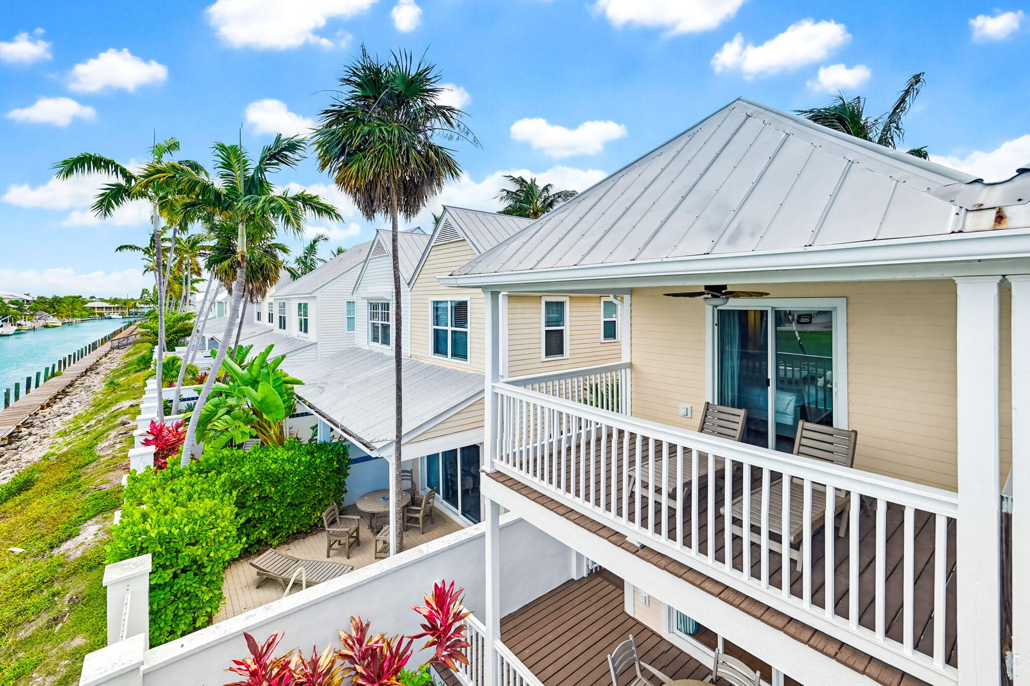 7041 Harbor Village Drive