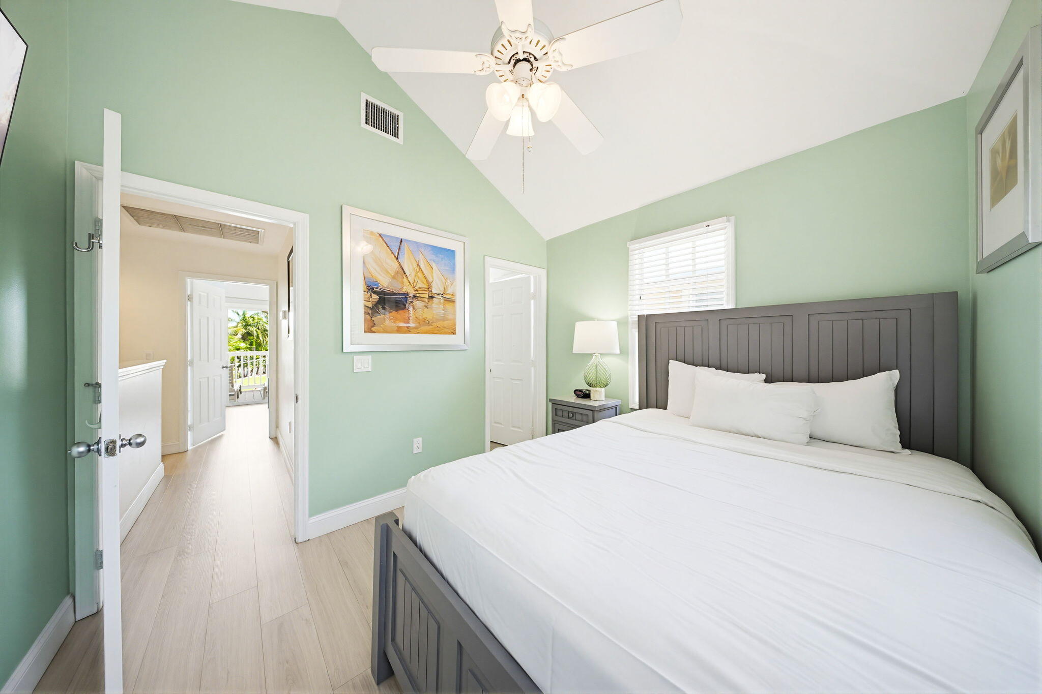 7041 Harbor Village Drive