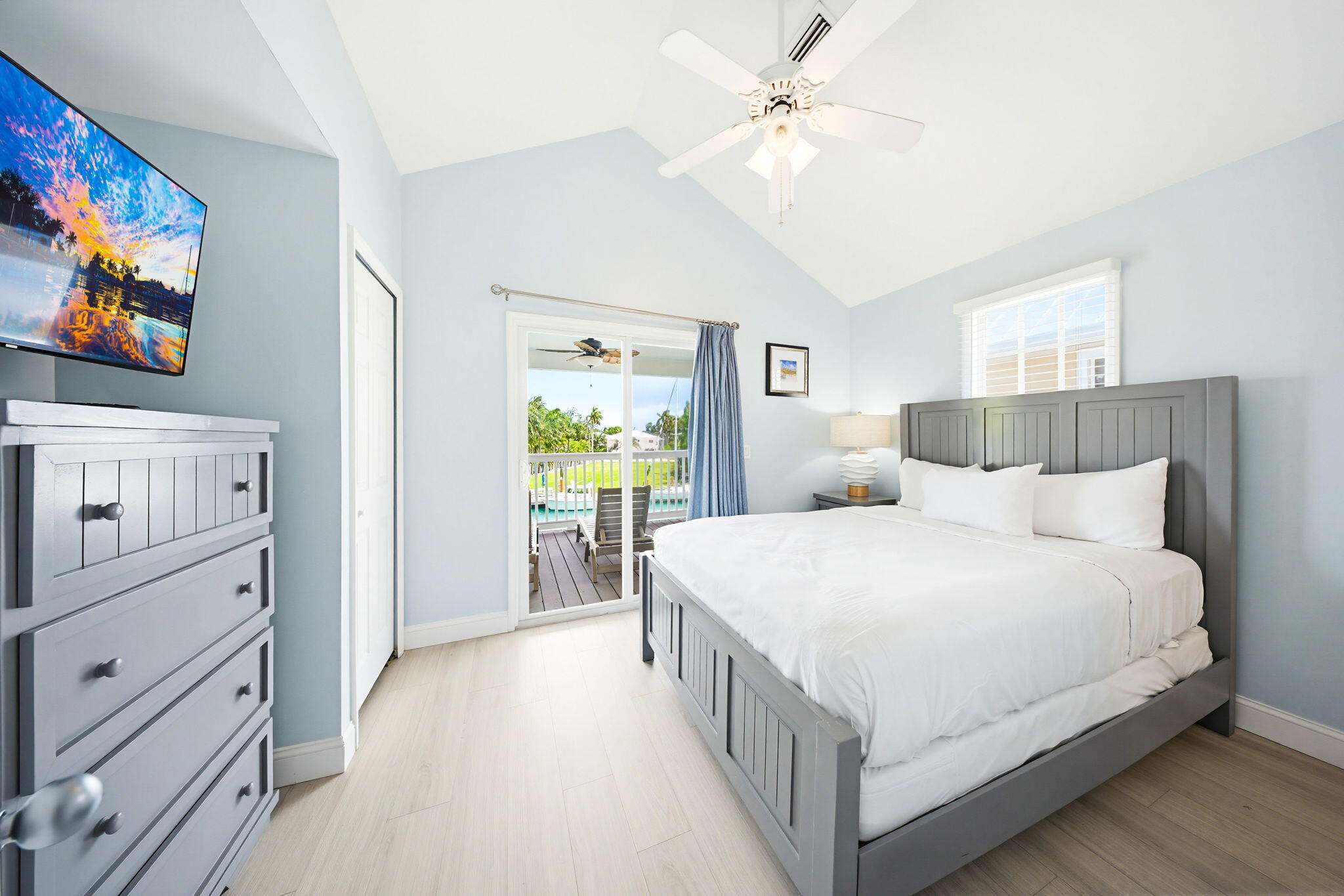 7041 Harbor Village Drive