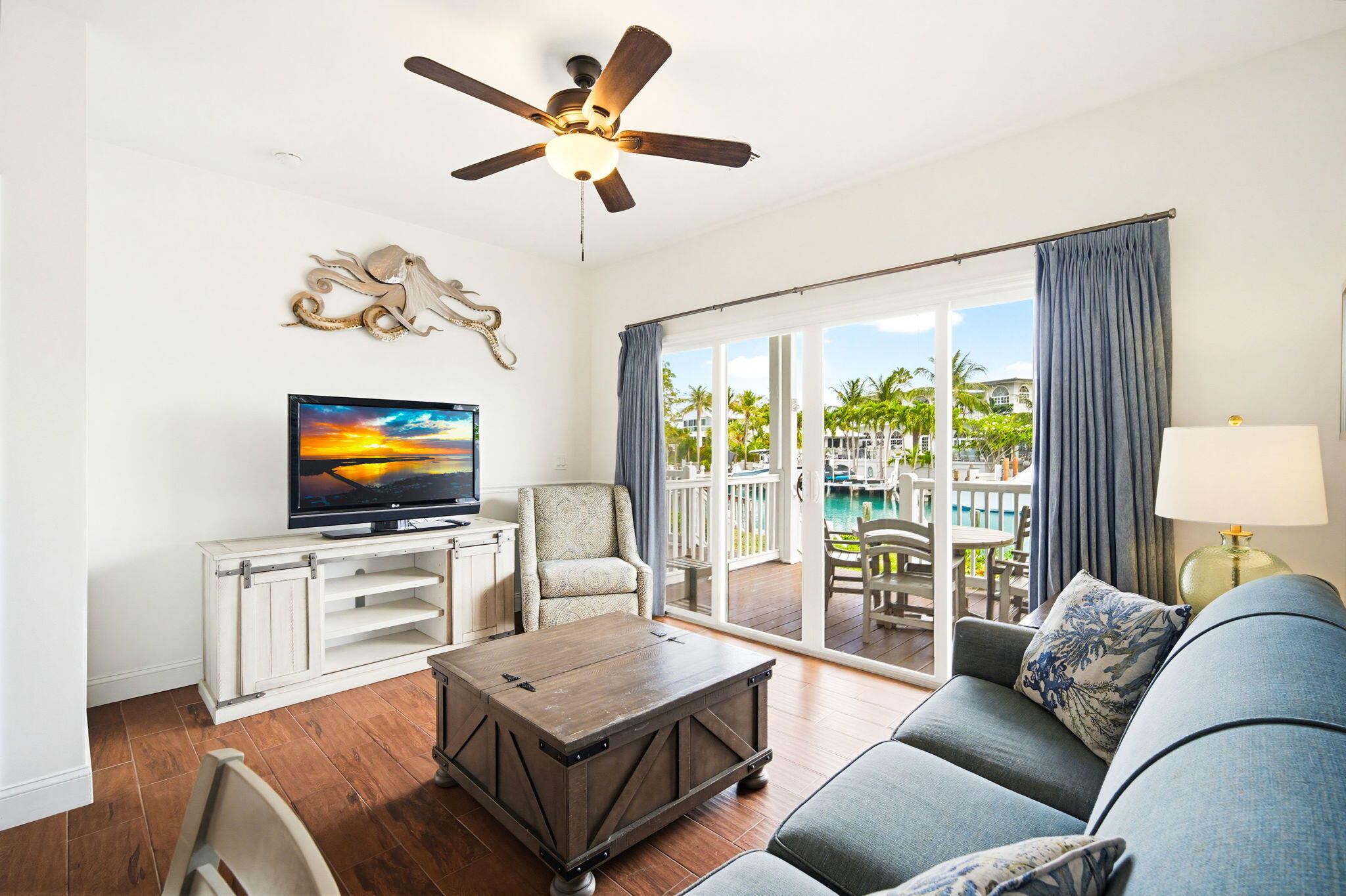 7041 Harbor Village Drive