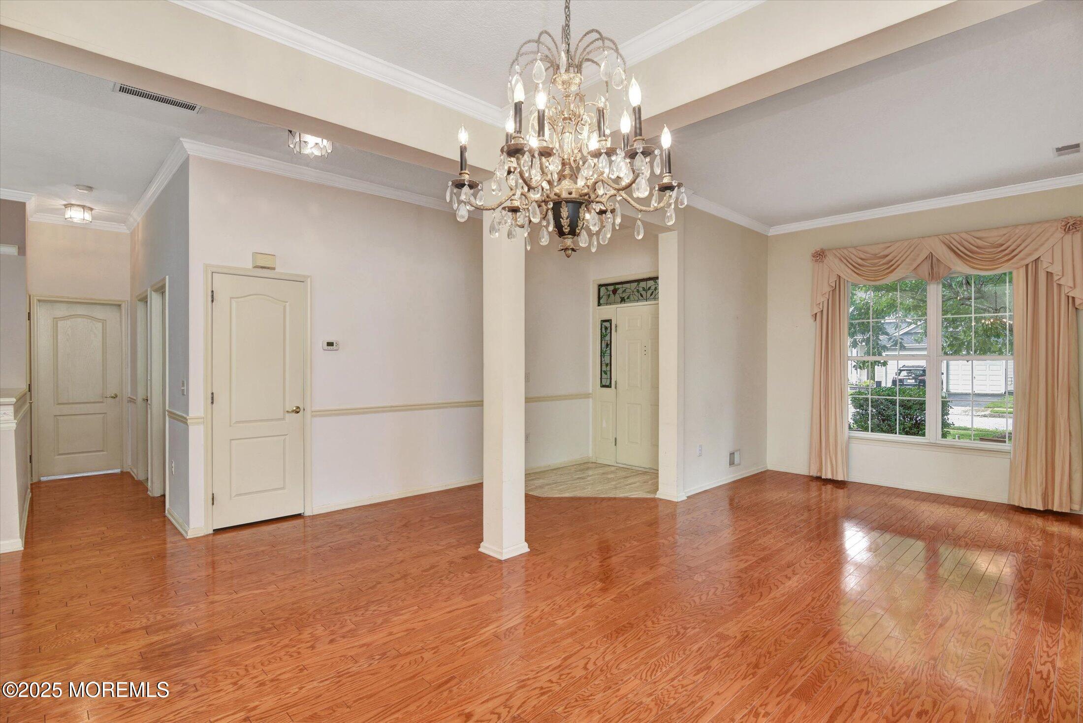 2 Amberwinds Court