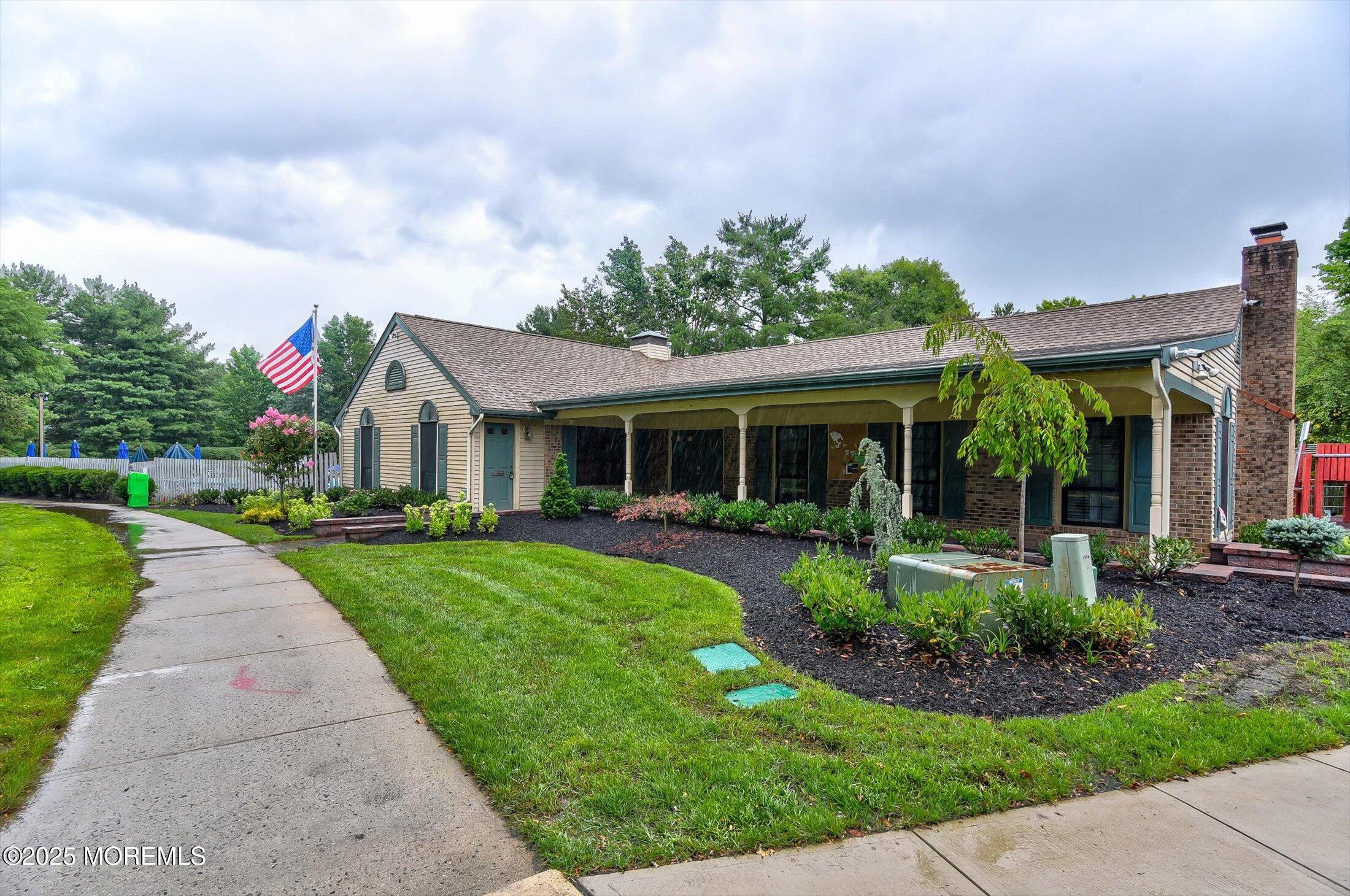41 Lindsay Court, 8
