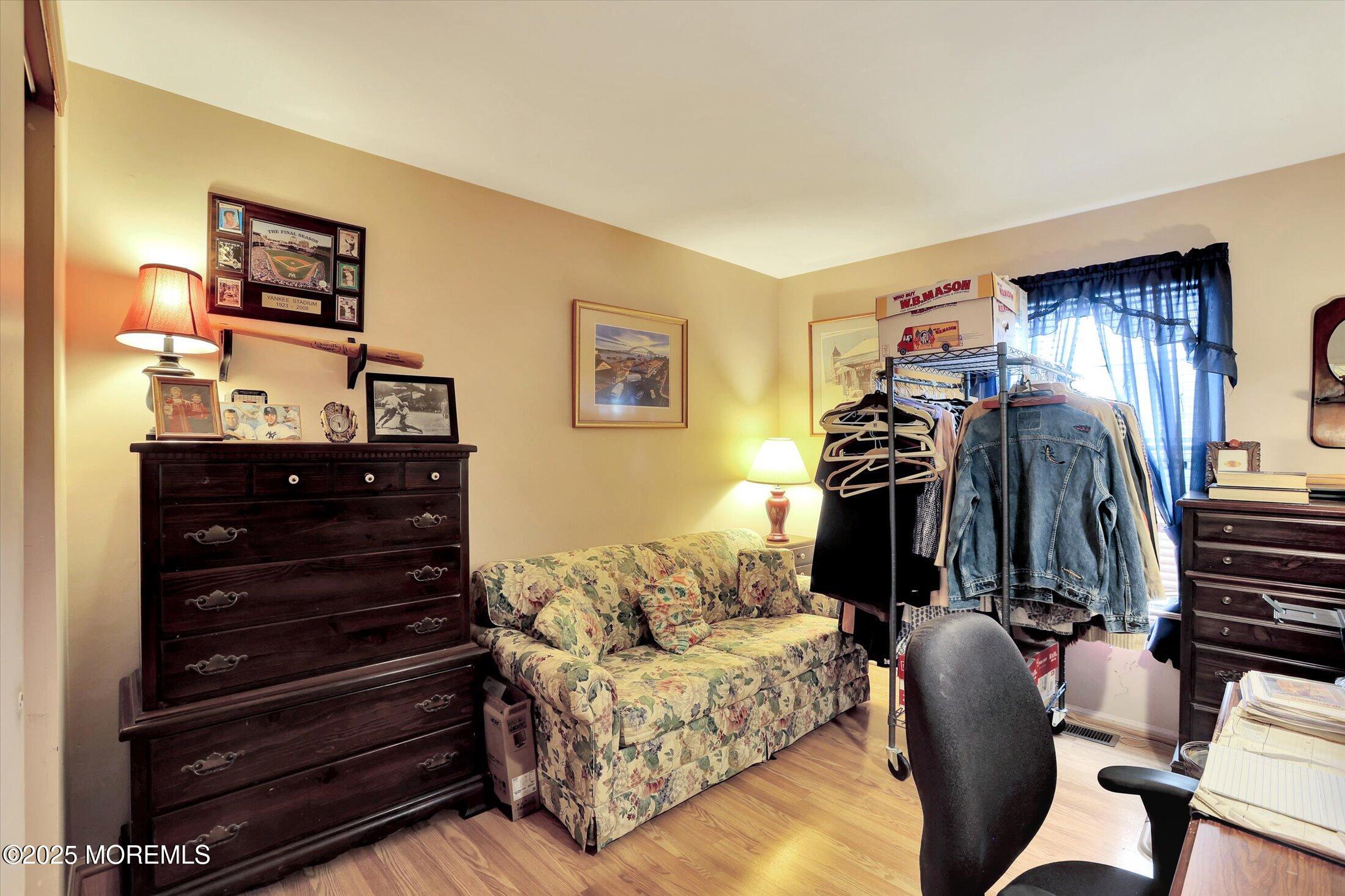 41 Lindsay Court, 8