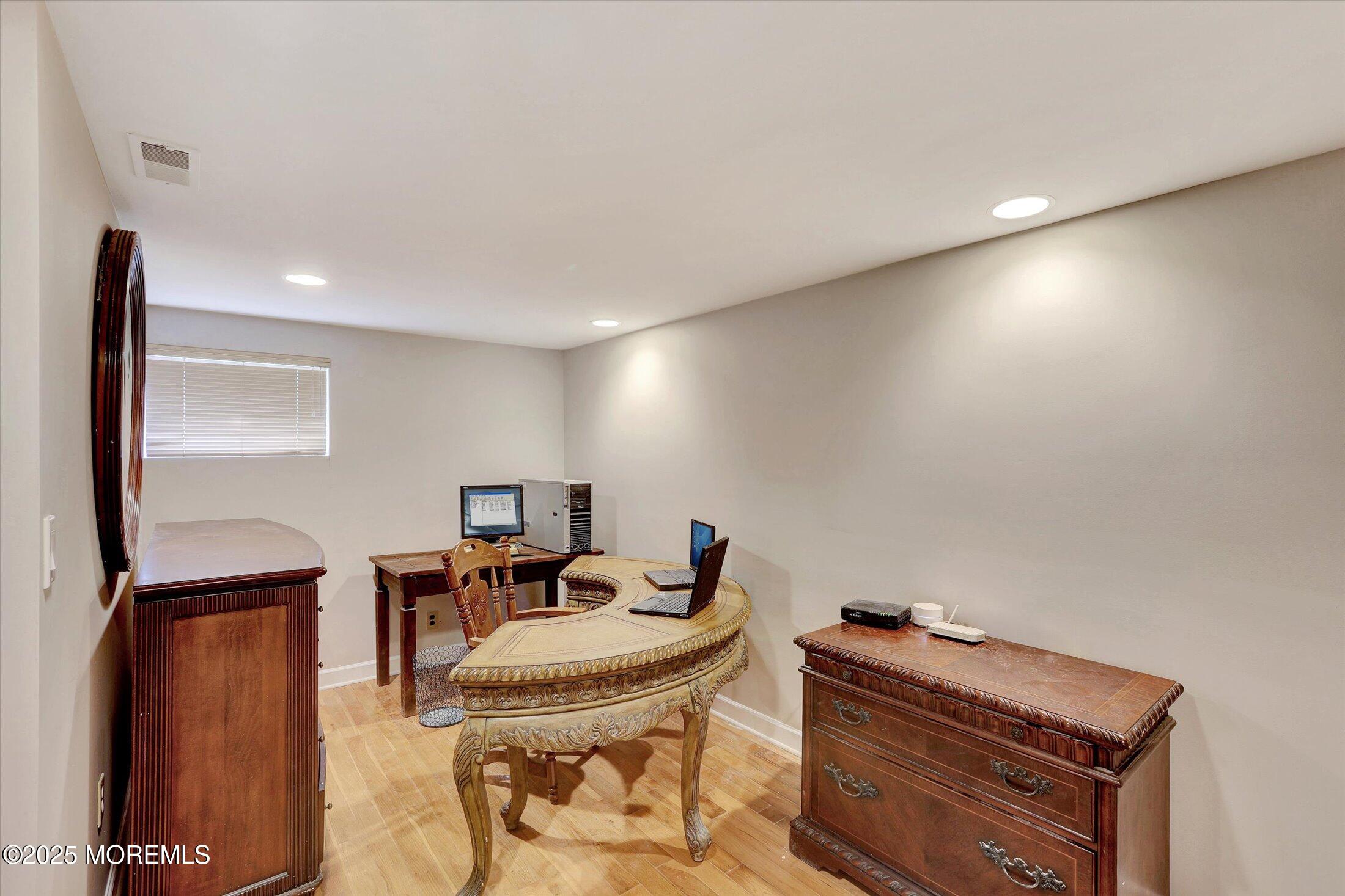 30 Pleasant Valley Road