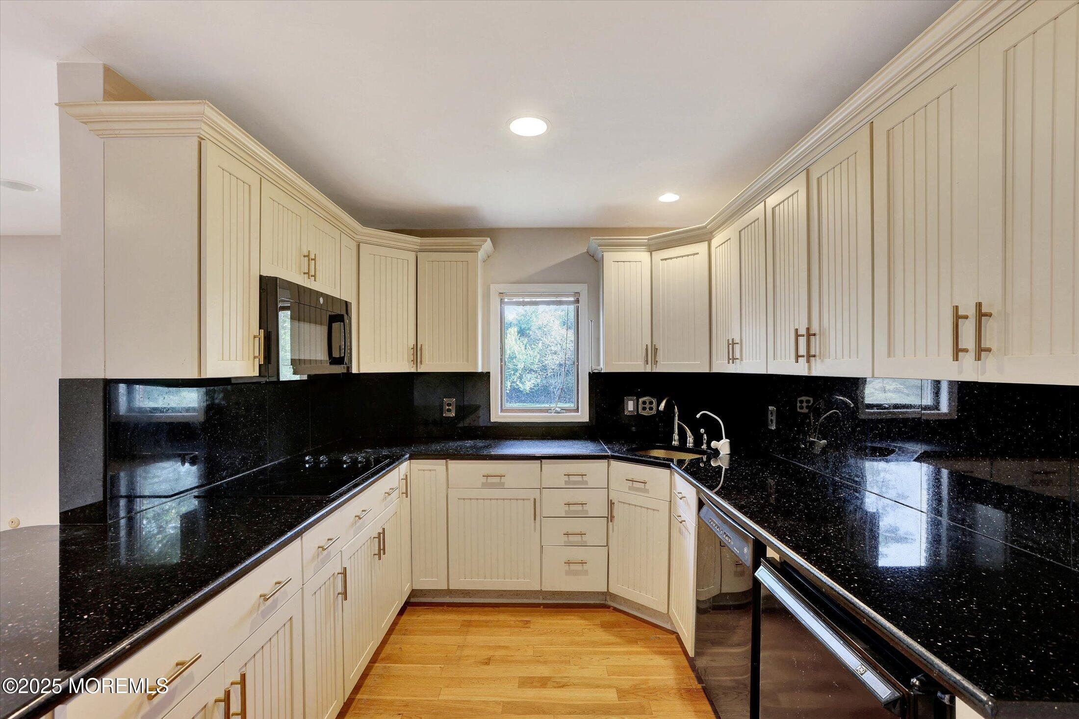 30 Pleasant Valley Road