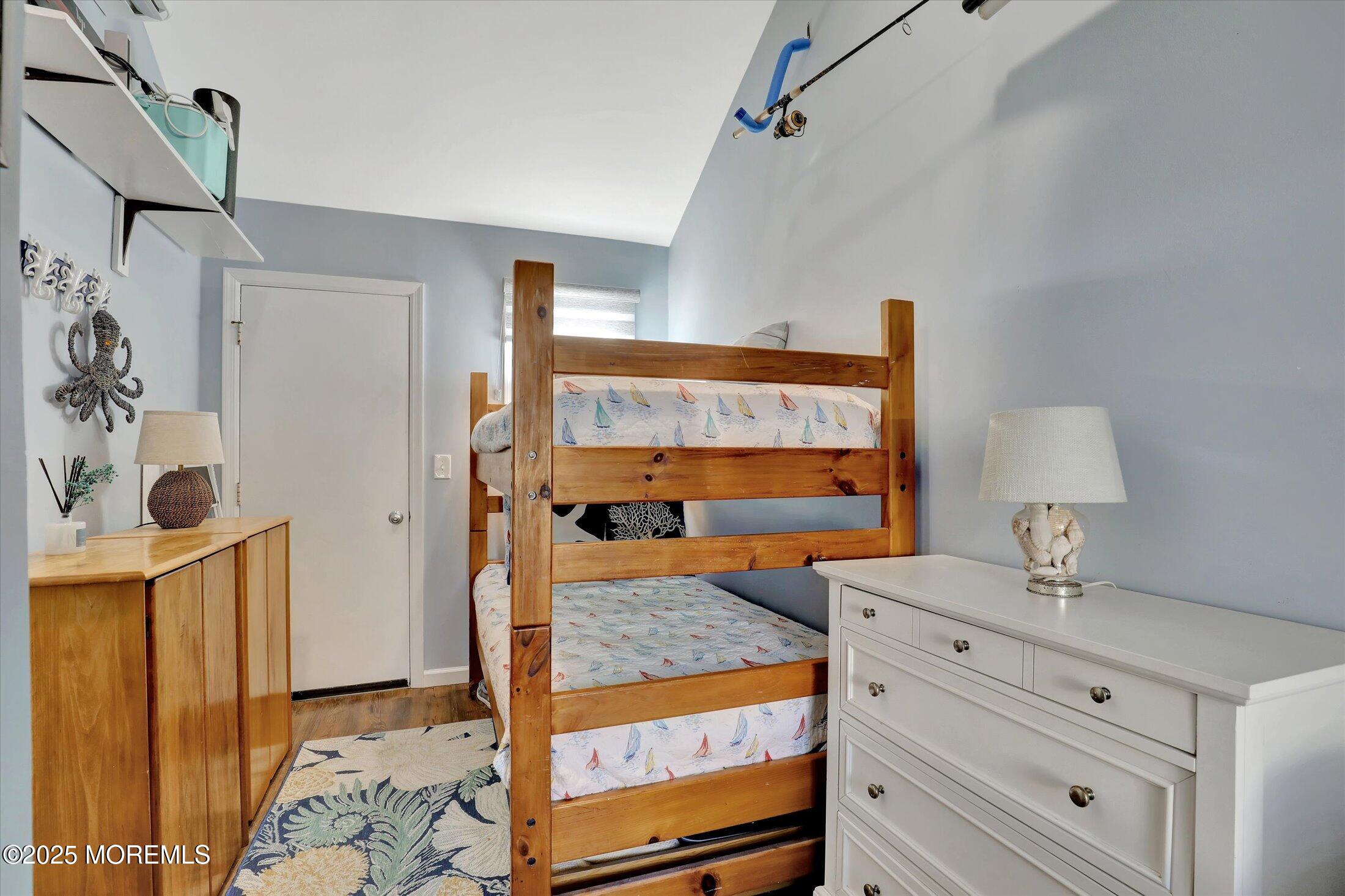 12 W Rutherford Lane