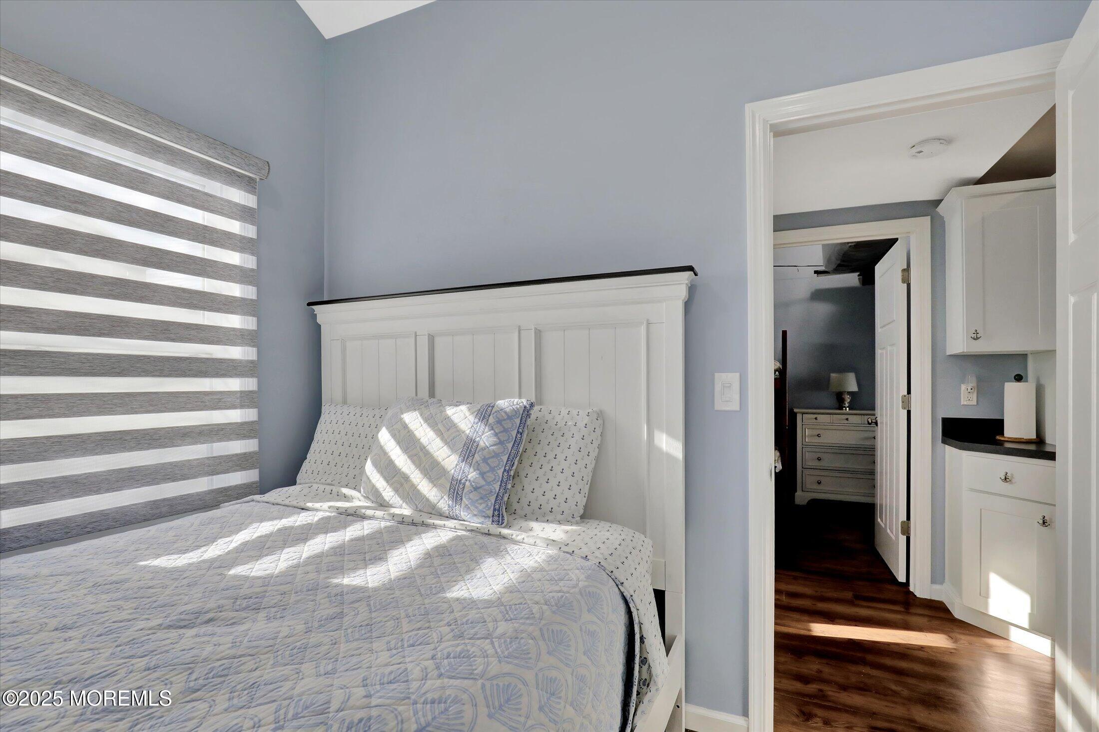 12 W Rutherford Lane