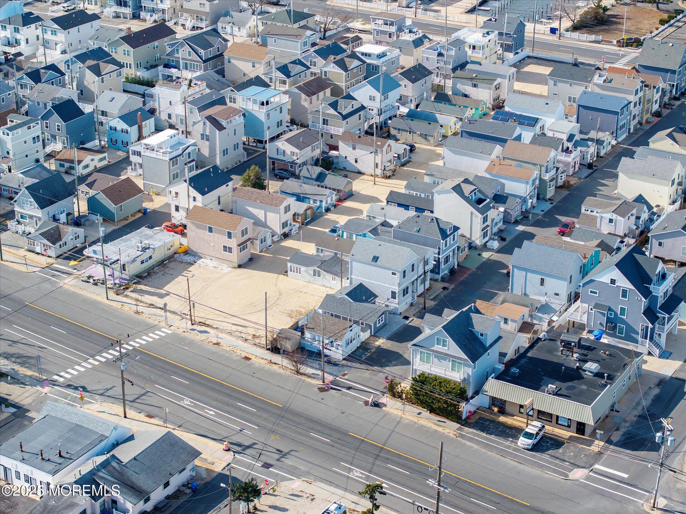 12 W Rutherford Lane