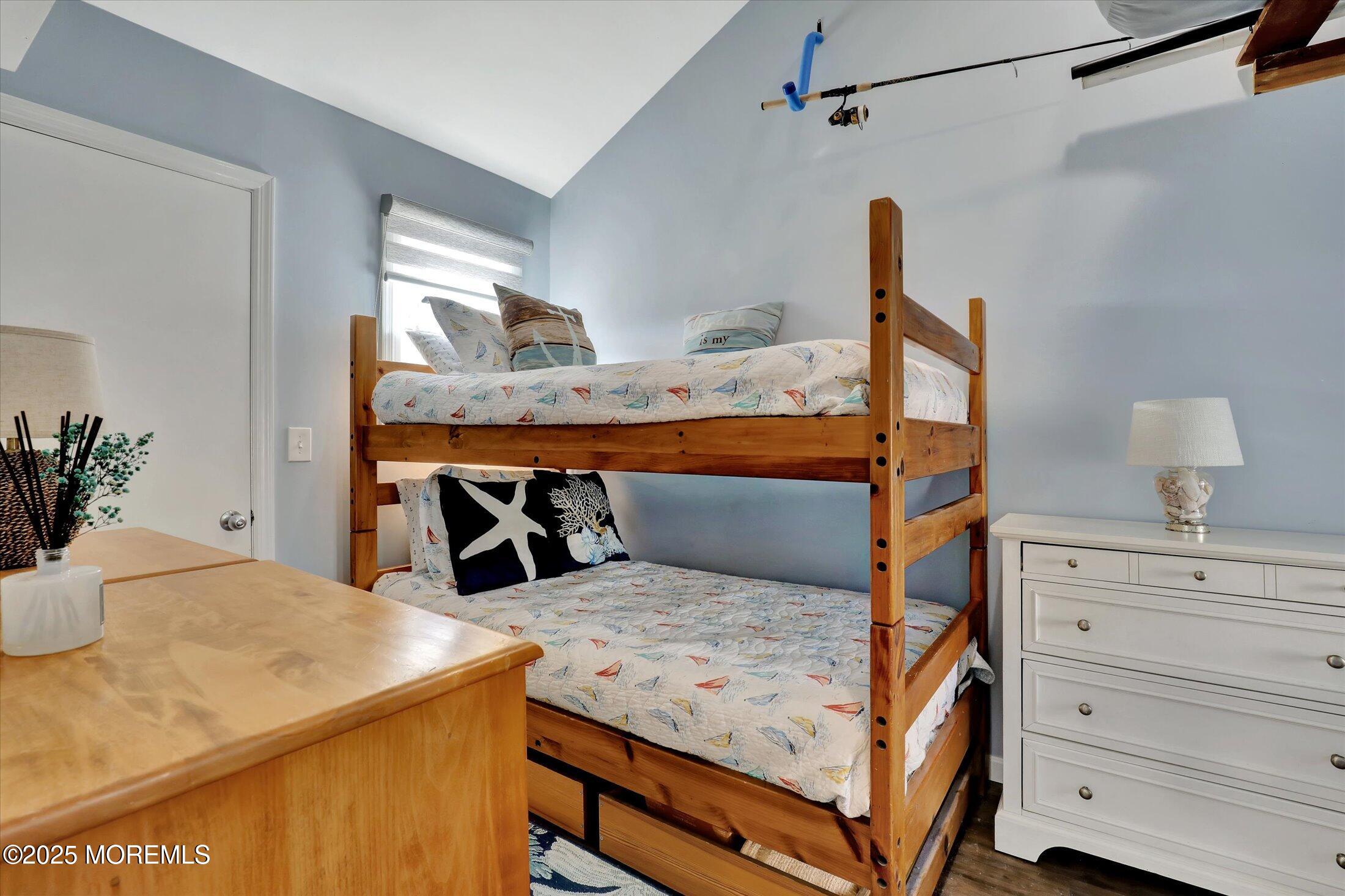 12 W Rutherford Lane