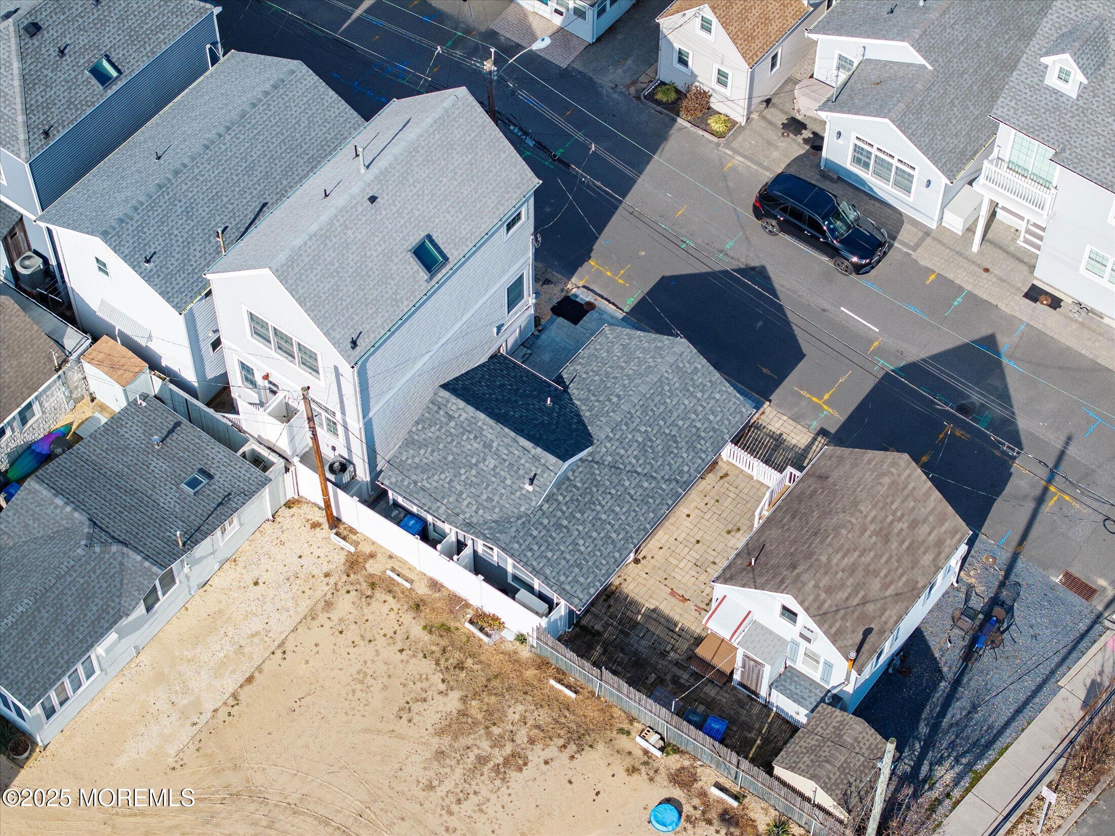 12 W Rutherford Lane
