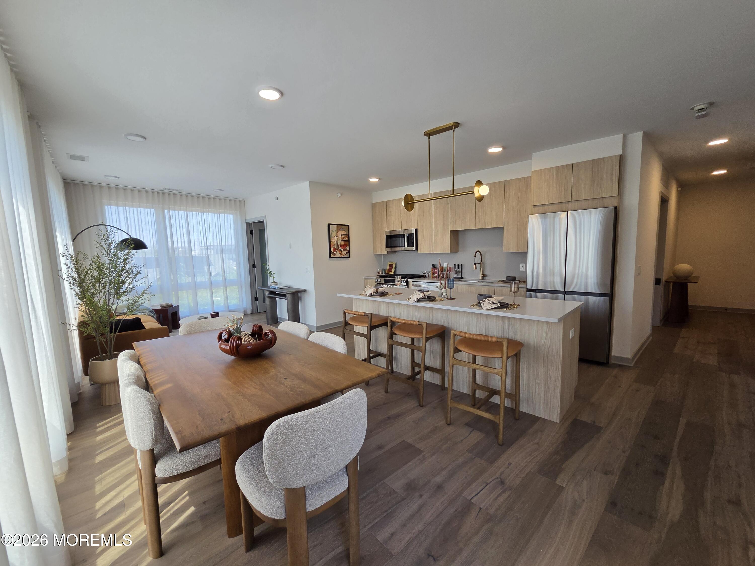 665 2nd Avenue 308