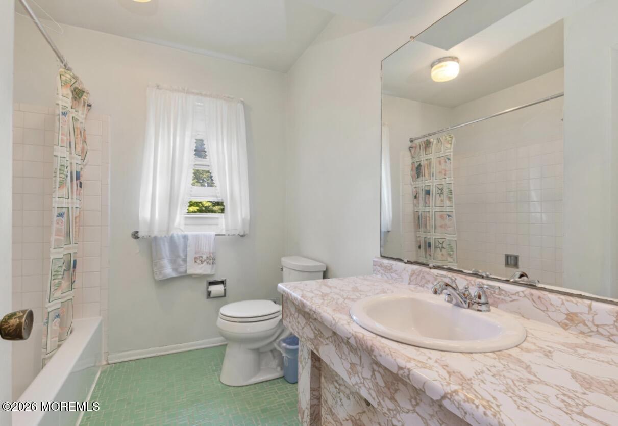 39 Koster Drive