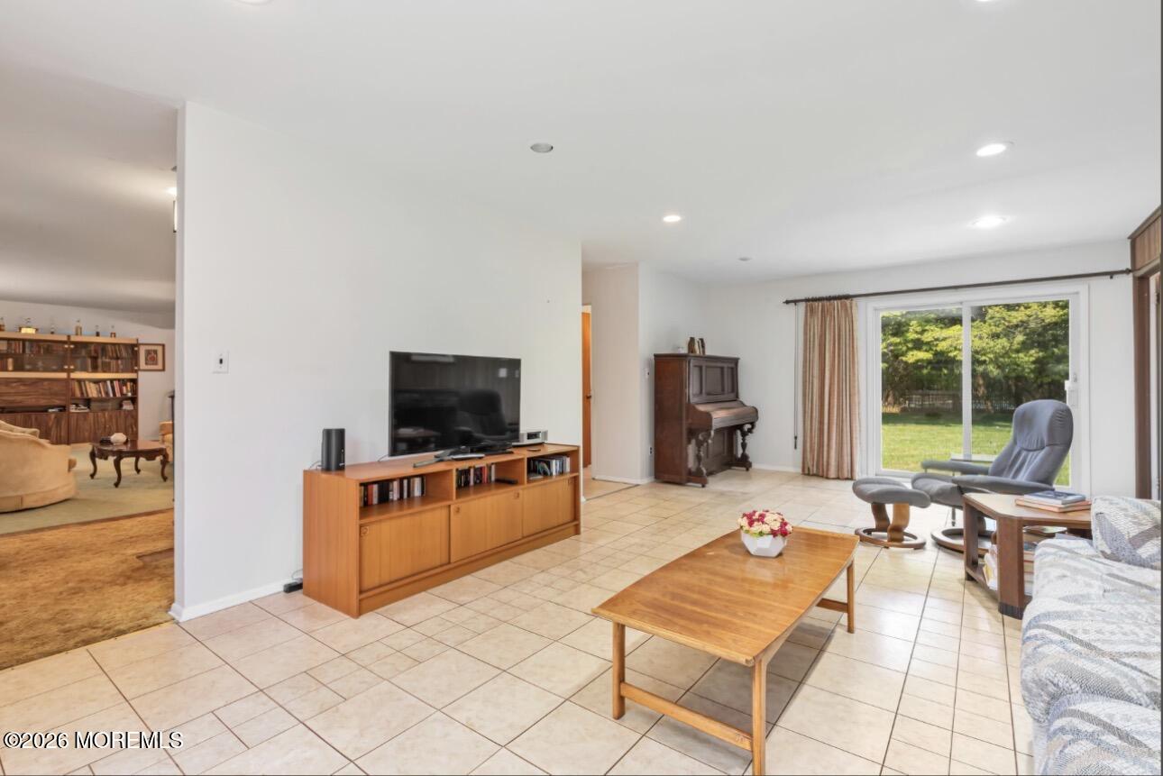 39 Koster Drive