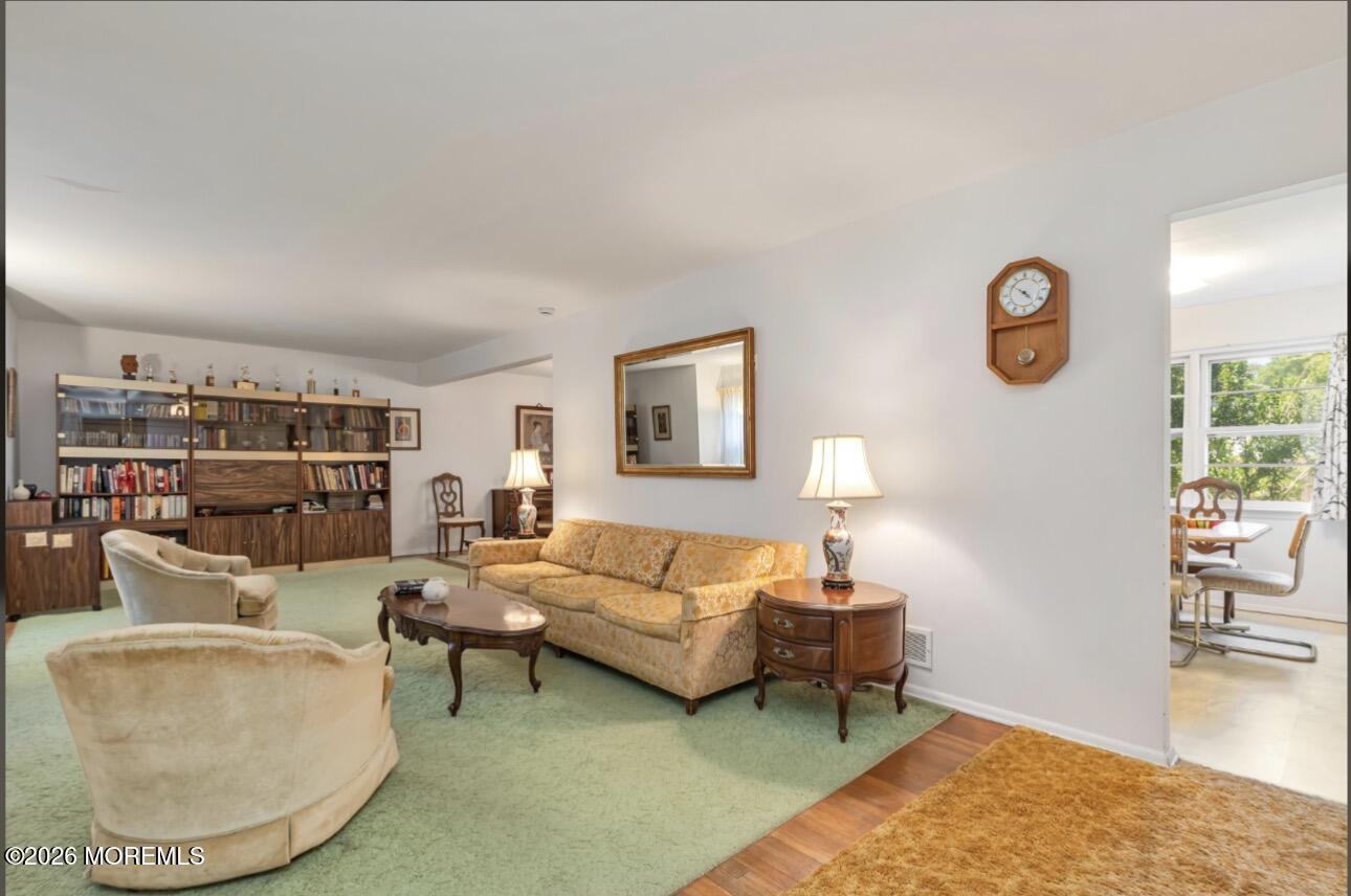 39 Koster Drive