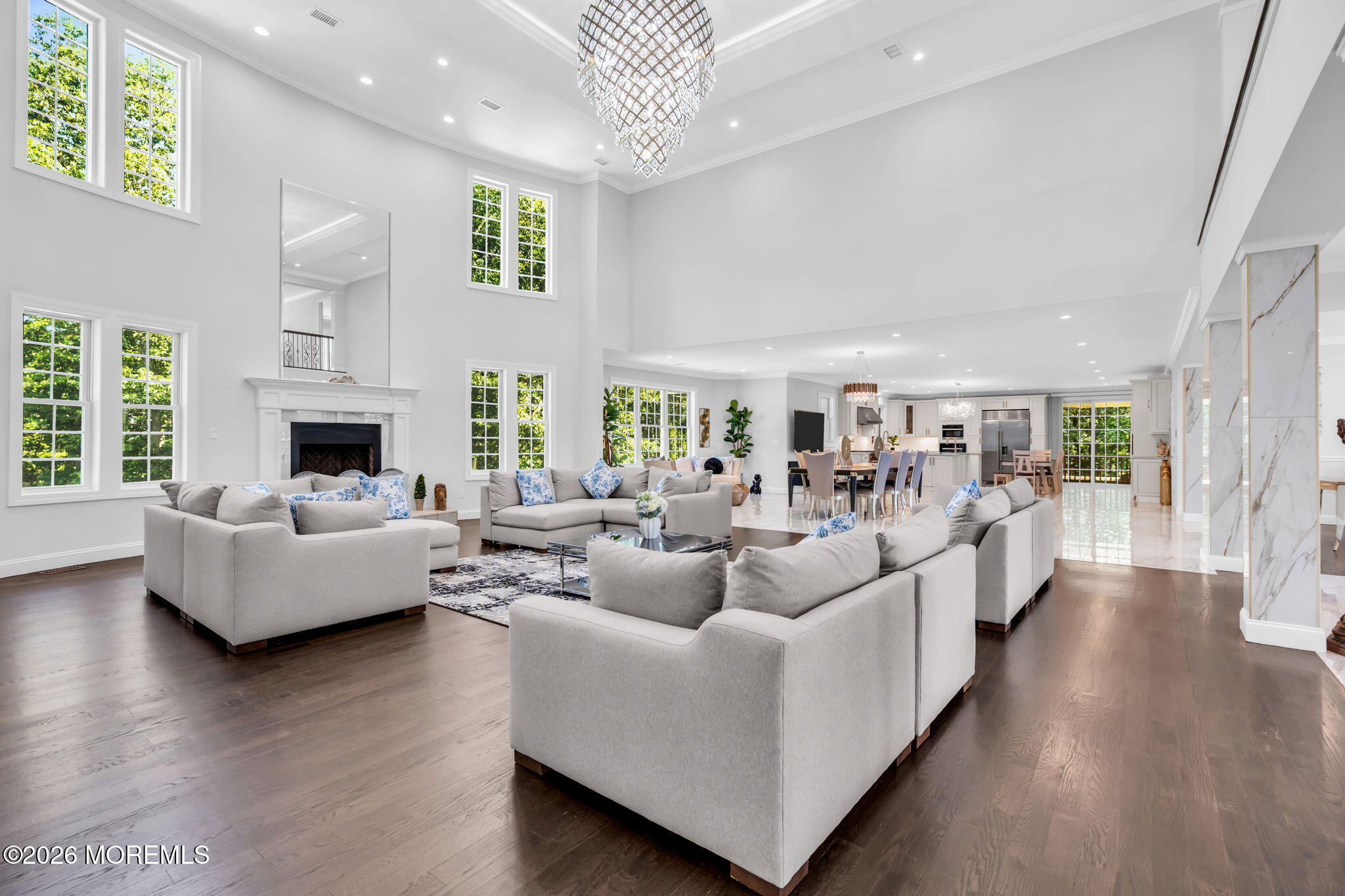6 Parker Court