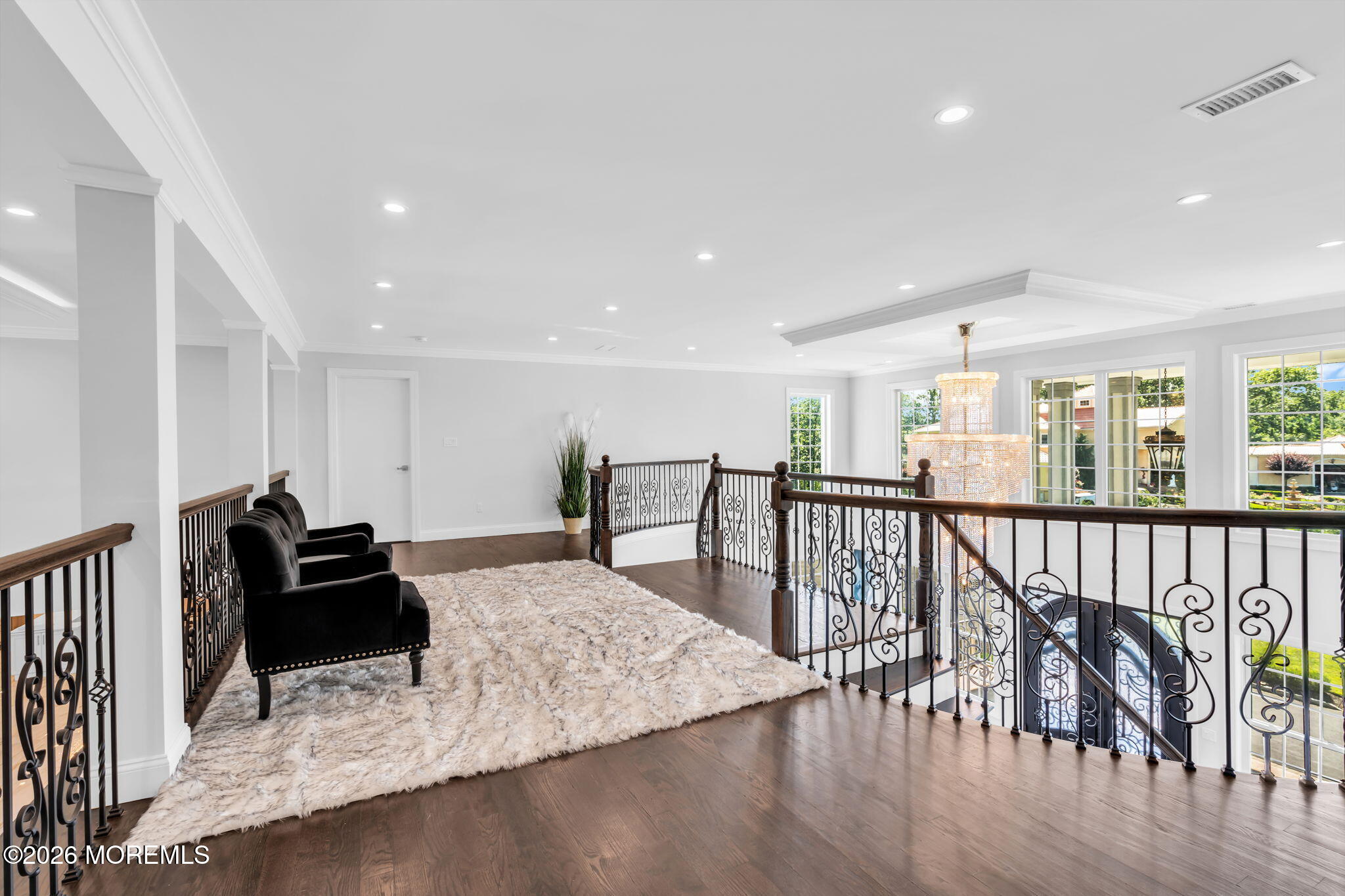 6 Parker Court