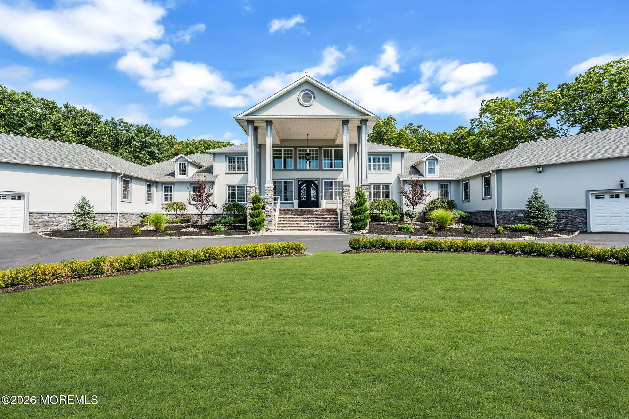 6 Parker Court