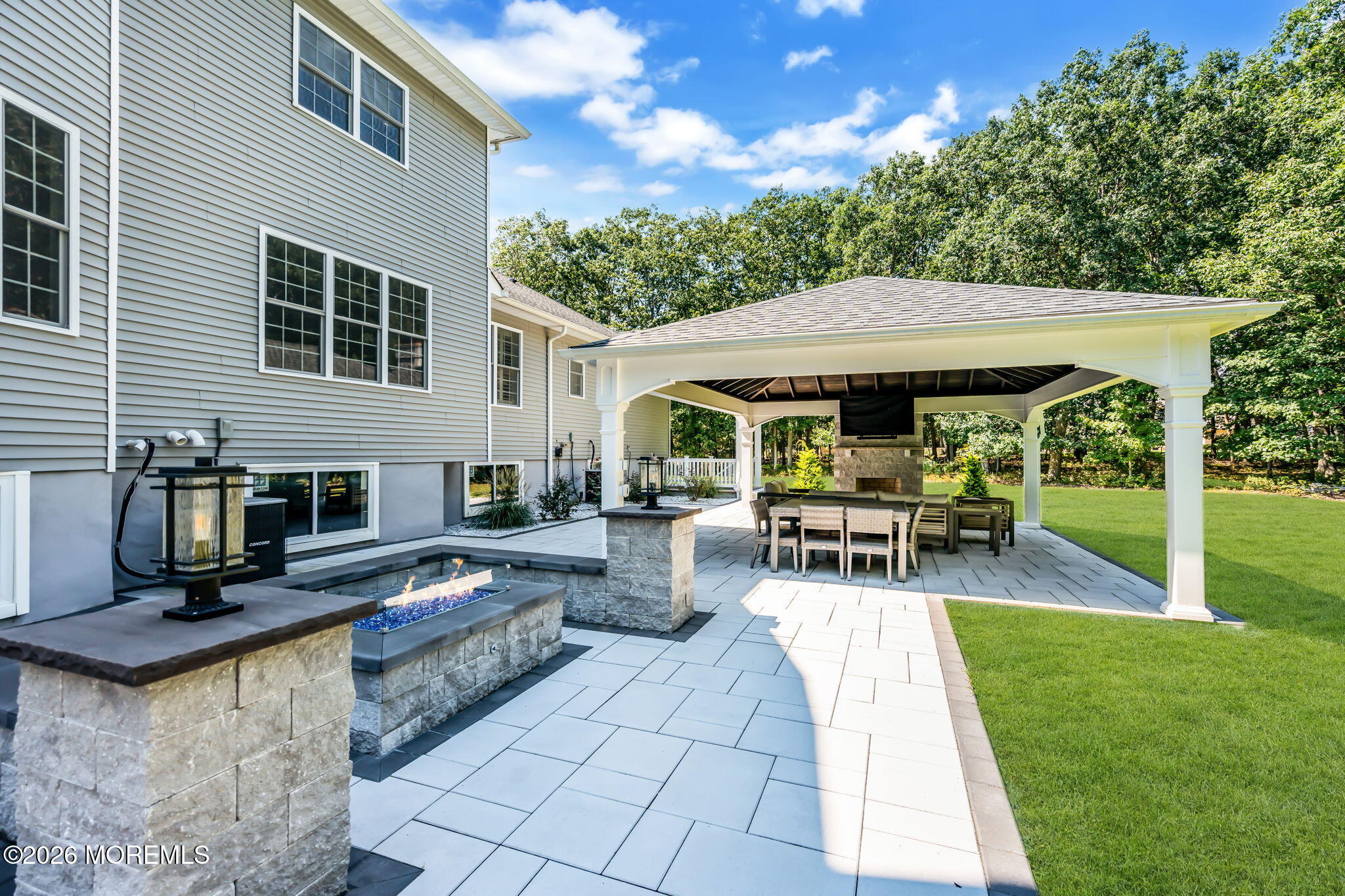 6 Parker Court
