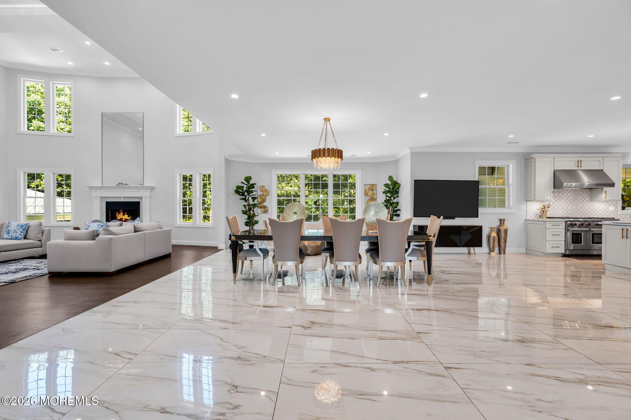 6 Parker Court