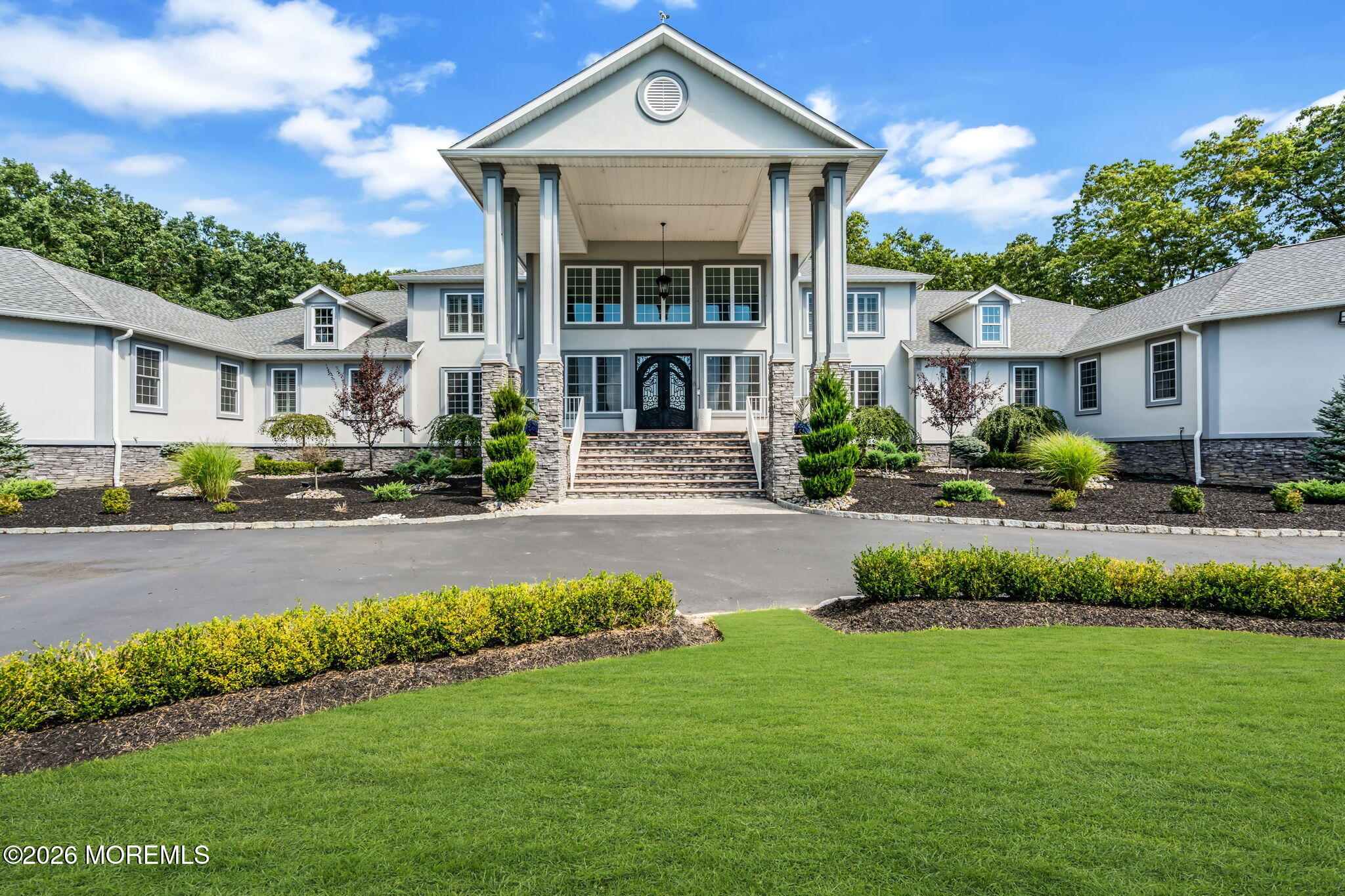 6 Parker Court