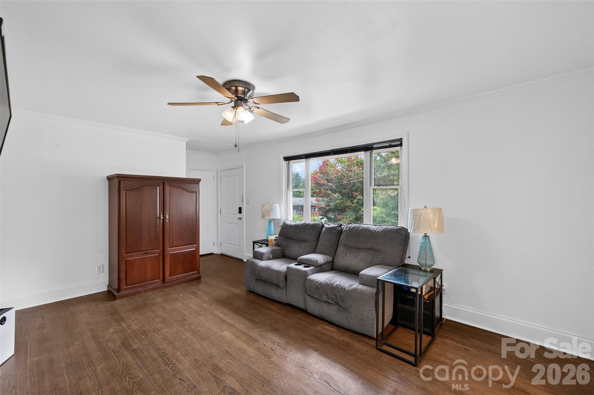 1103 Holmes Avenue