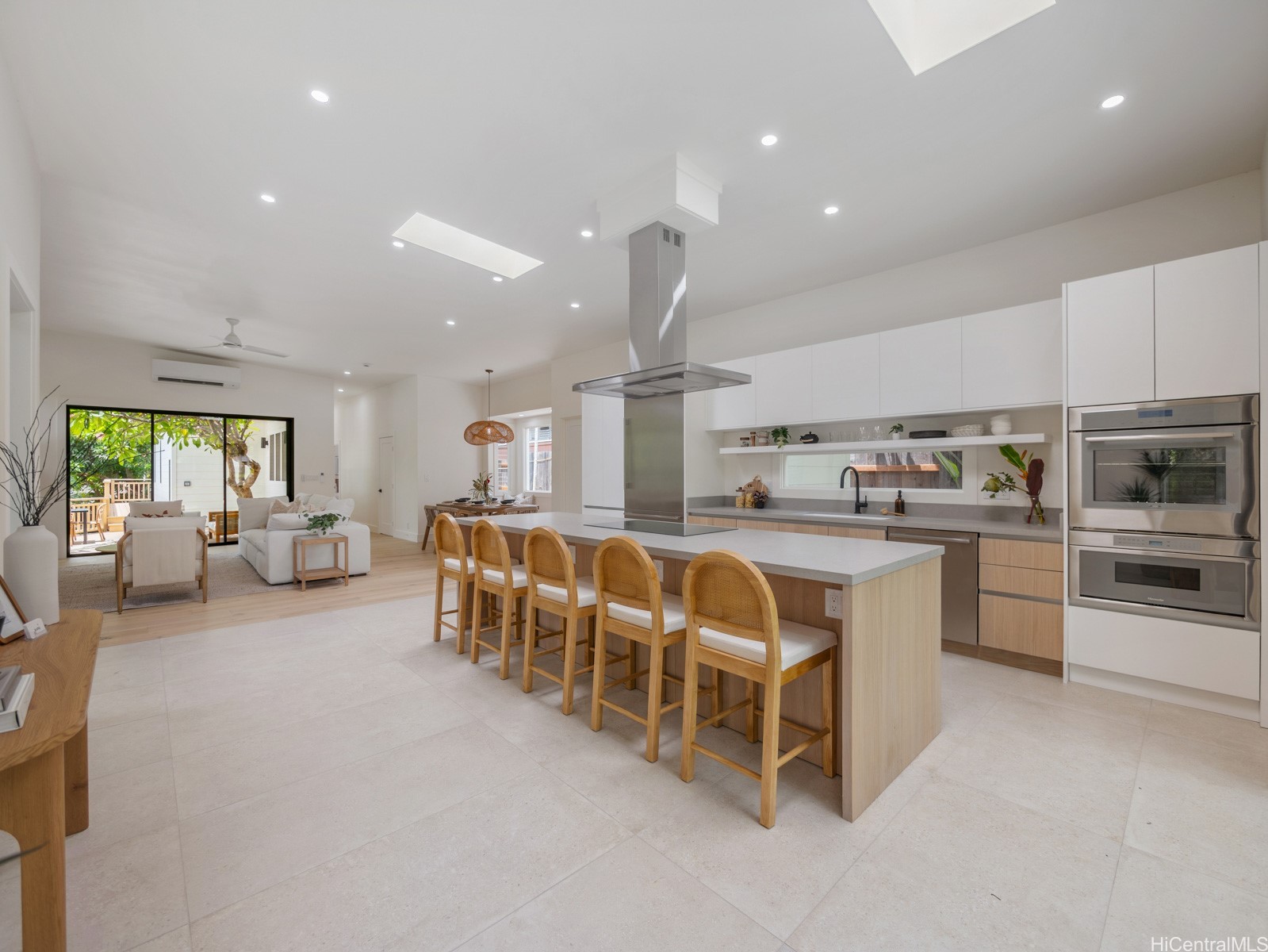 223 Lanipo Drive