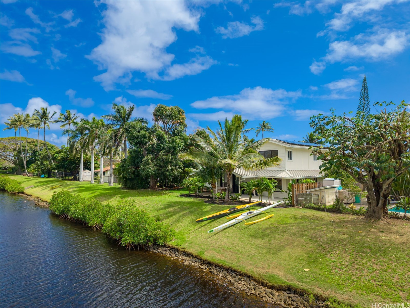 1251 Kainui Drive