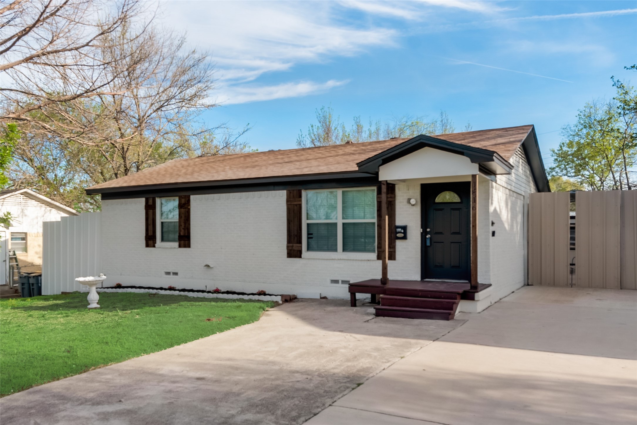 1816 Mount Pleasant Drive