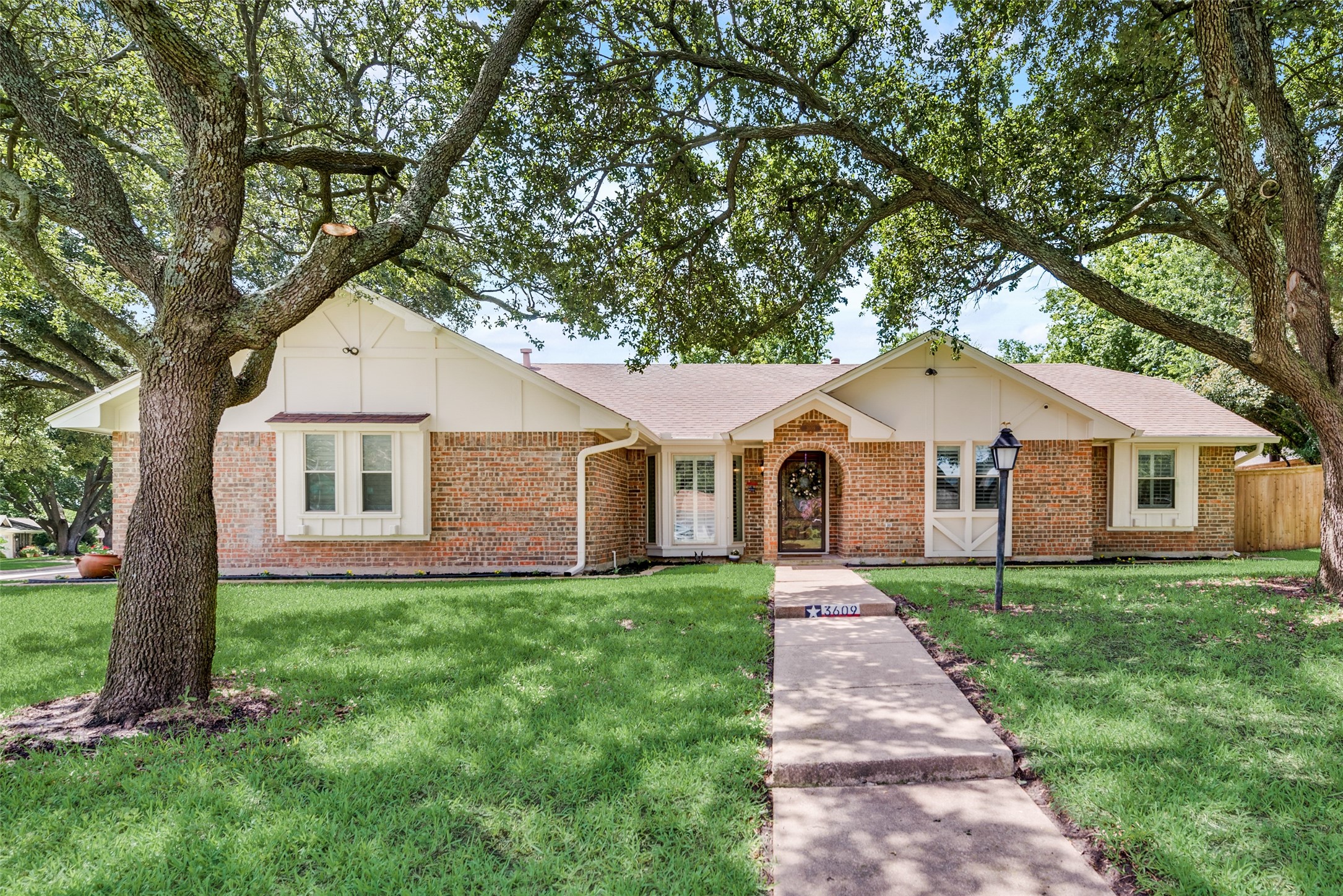 3609 Wilkie Way