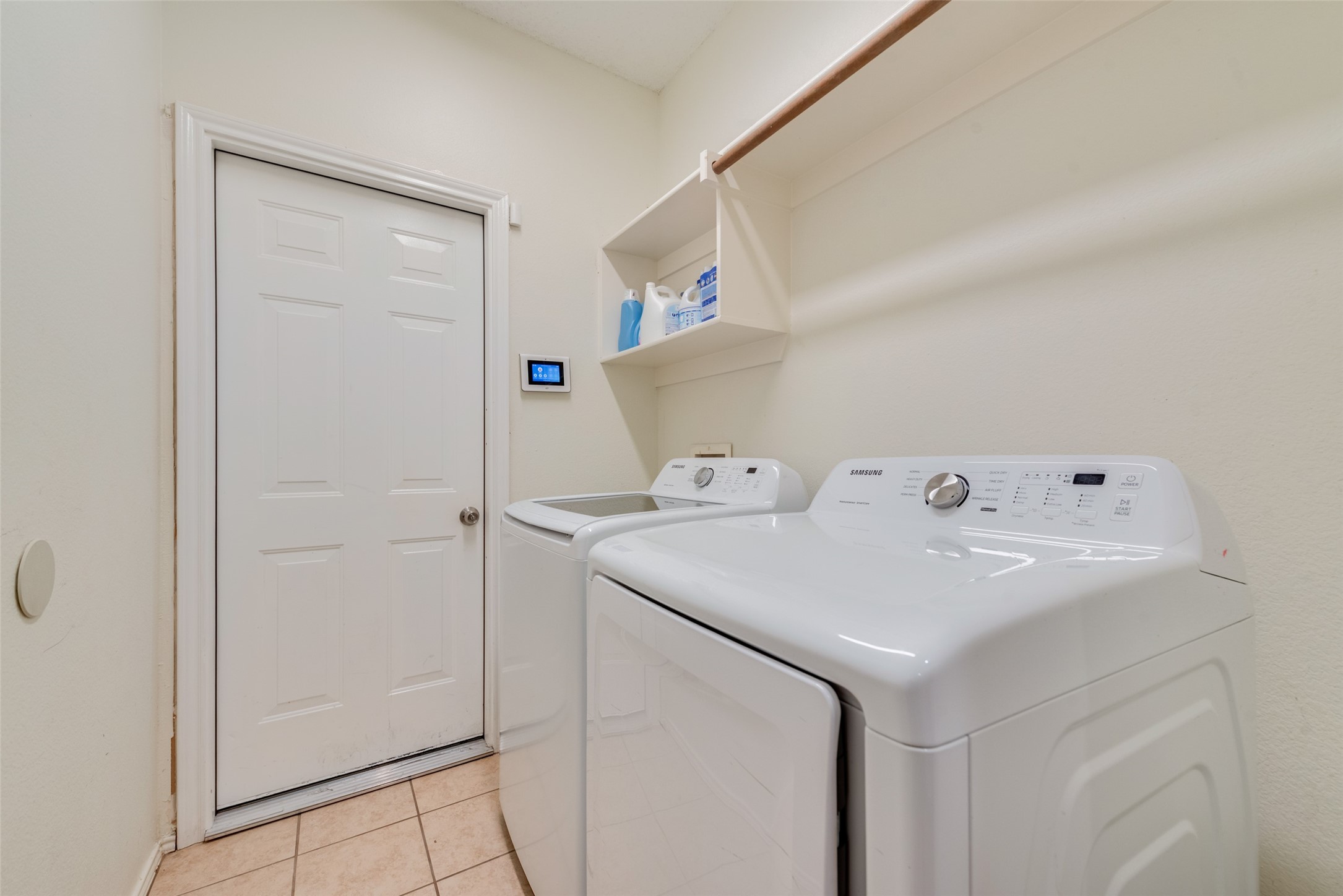 709 Longleaf Drive