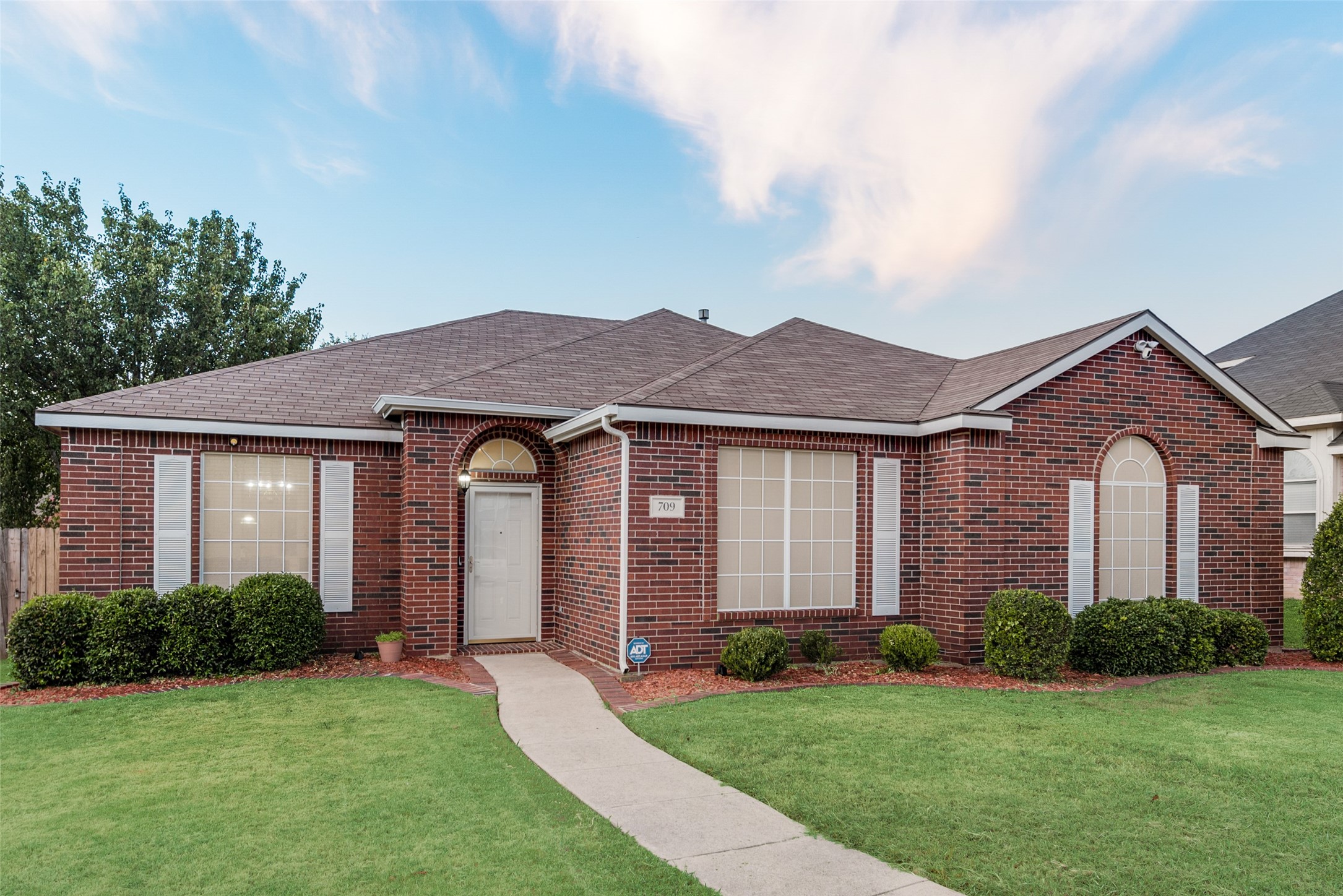 709 Longleaf Drive