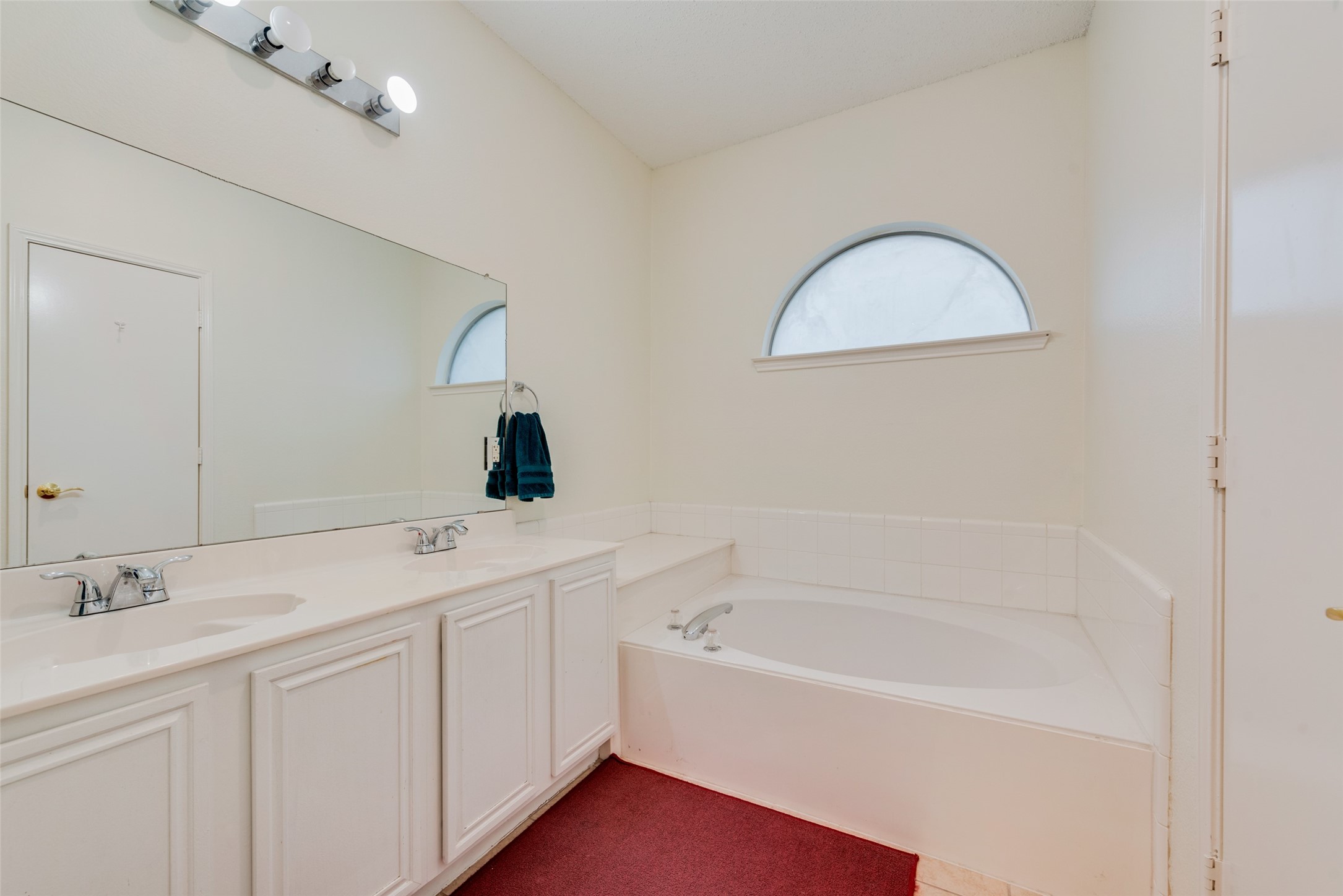709 Longleaf Drive