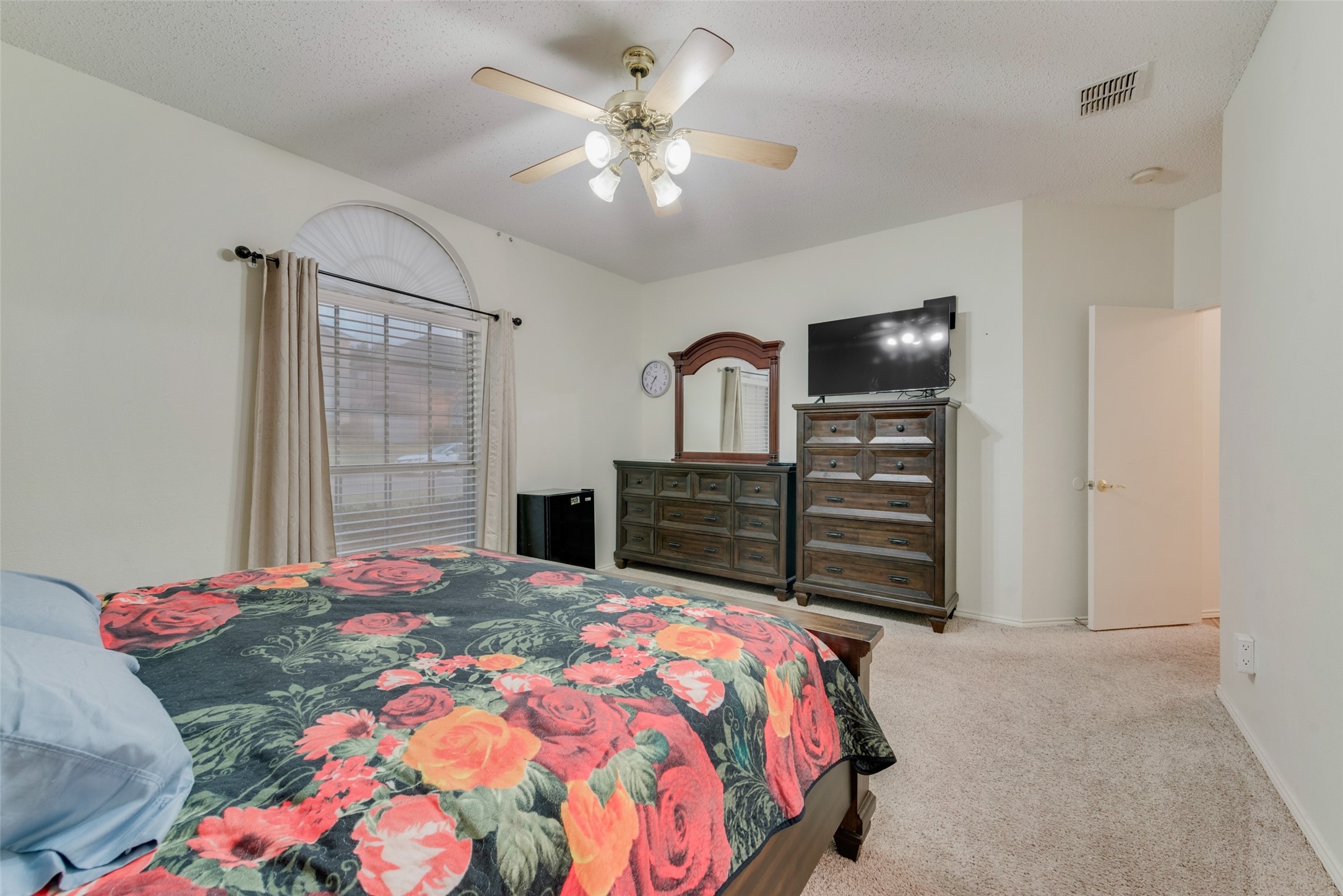 709 Longleaf Drive