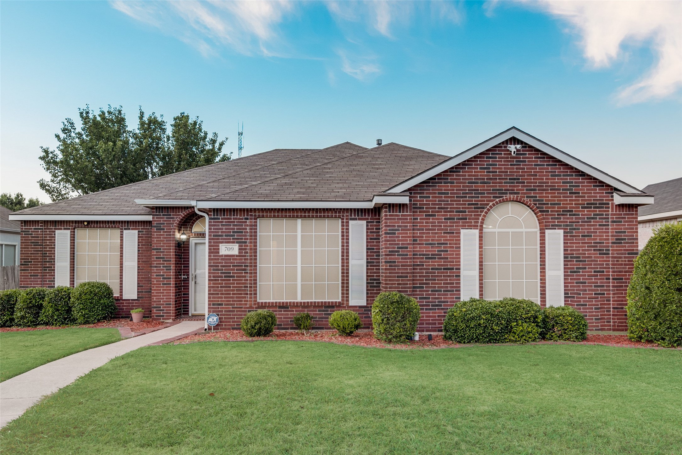 709 Longleaf Drive