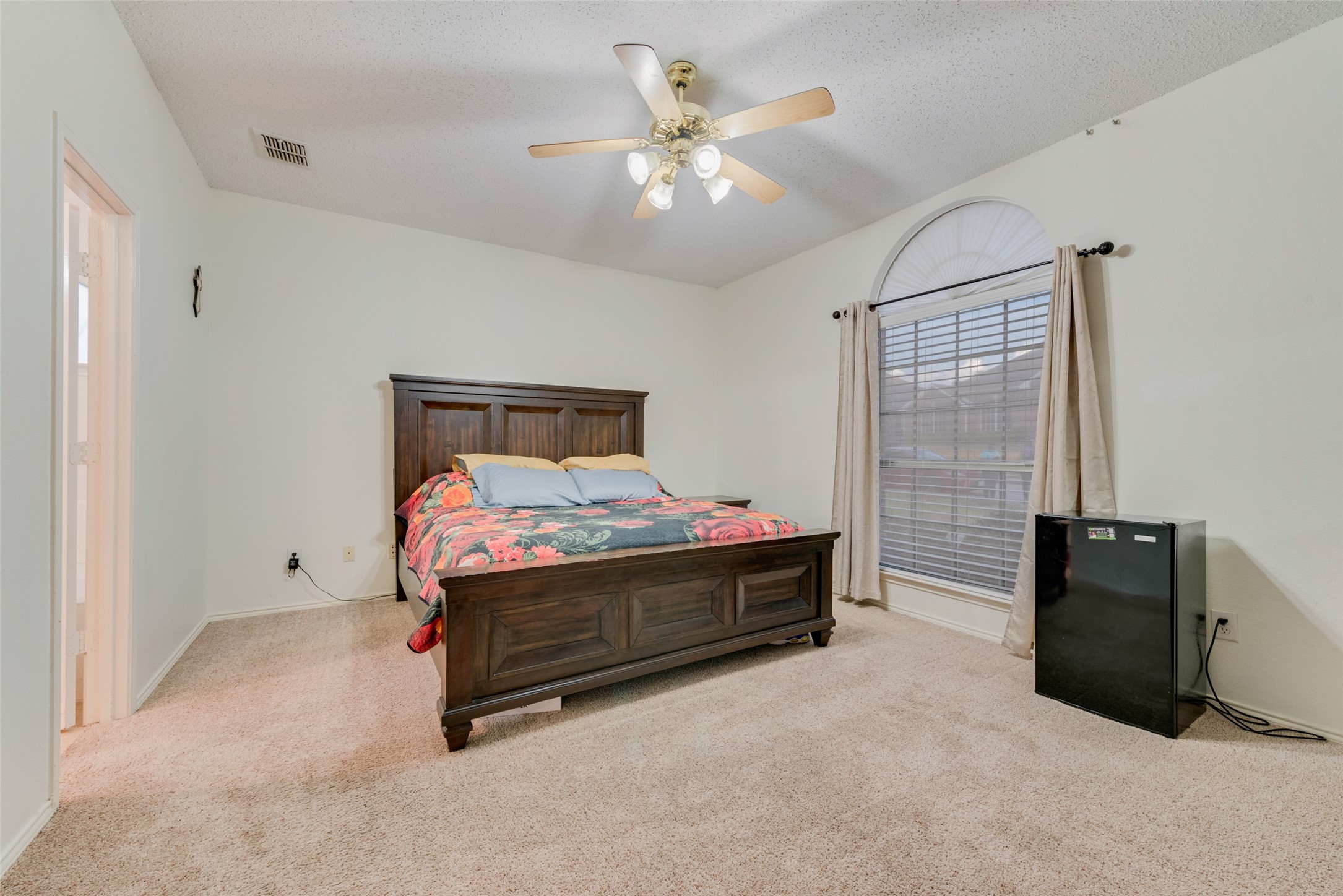 709 Longleaf Drive
